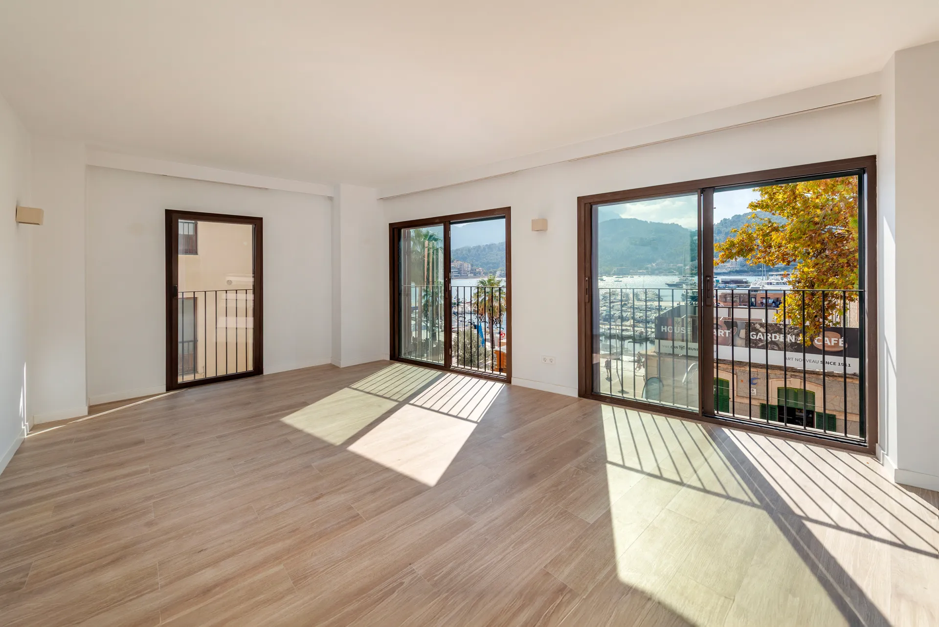Exclusiva vivienda con vistas impresionantes a la bahía del Puerto de Sóller-2