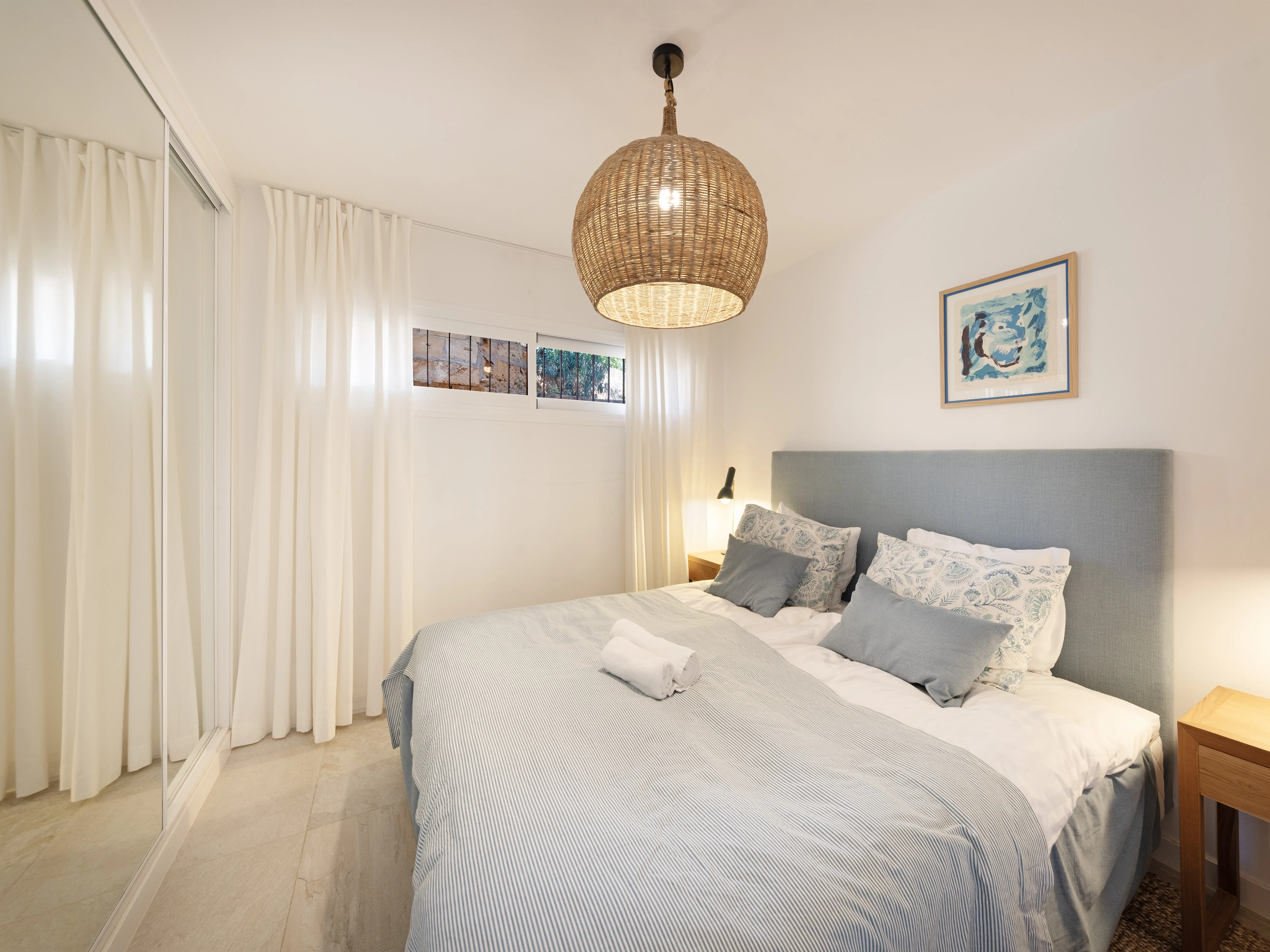 Stunning Frontline Apartment in Cala Vinyes-9