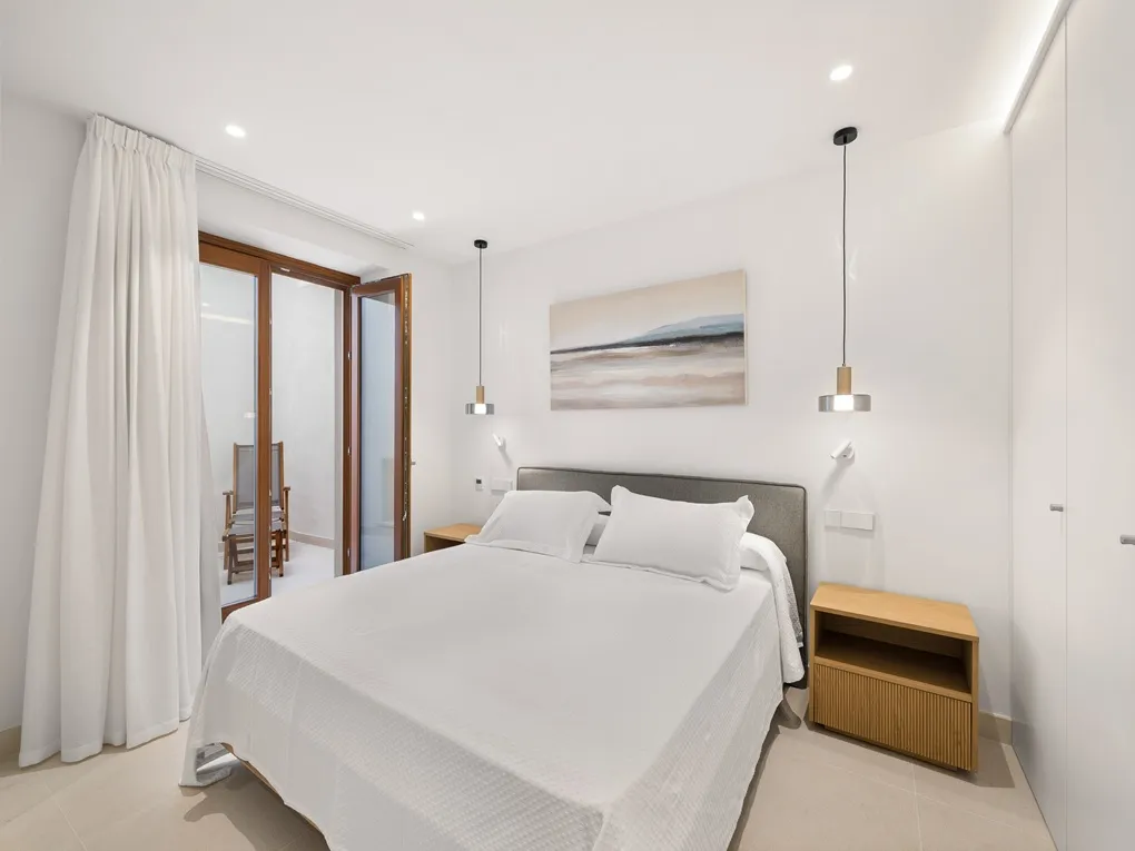 First-time occupancy, modern apartment with balcony, terrace, elevator and parking near San Nicolas-7