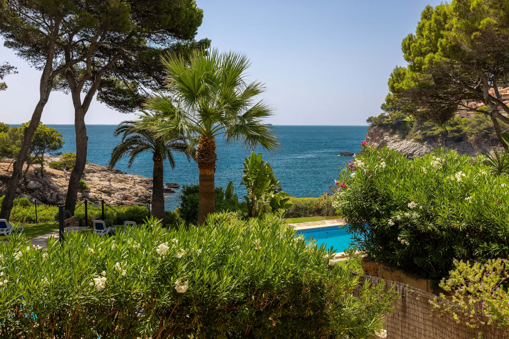 Apartment on the seafront with direct sea access in Port d'Andratx-1