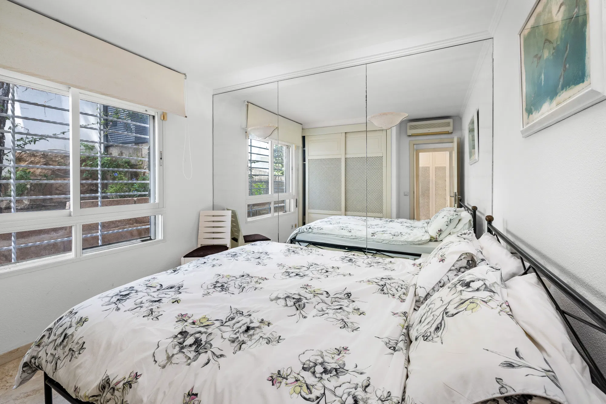 Apartment on the seafront with direct sea access in Port d'Andratx-8