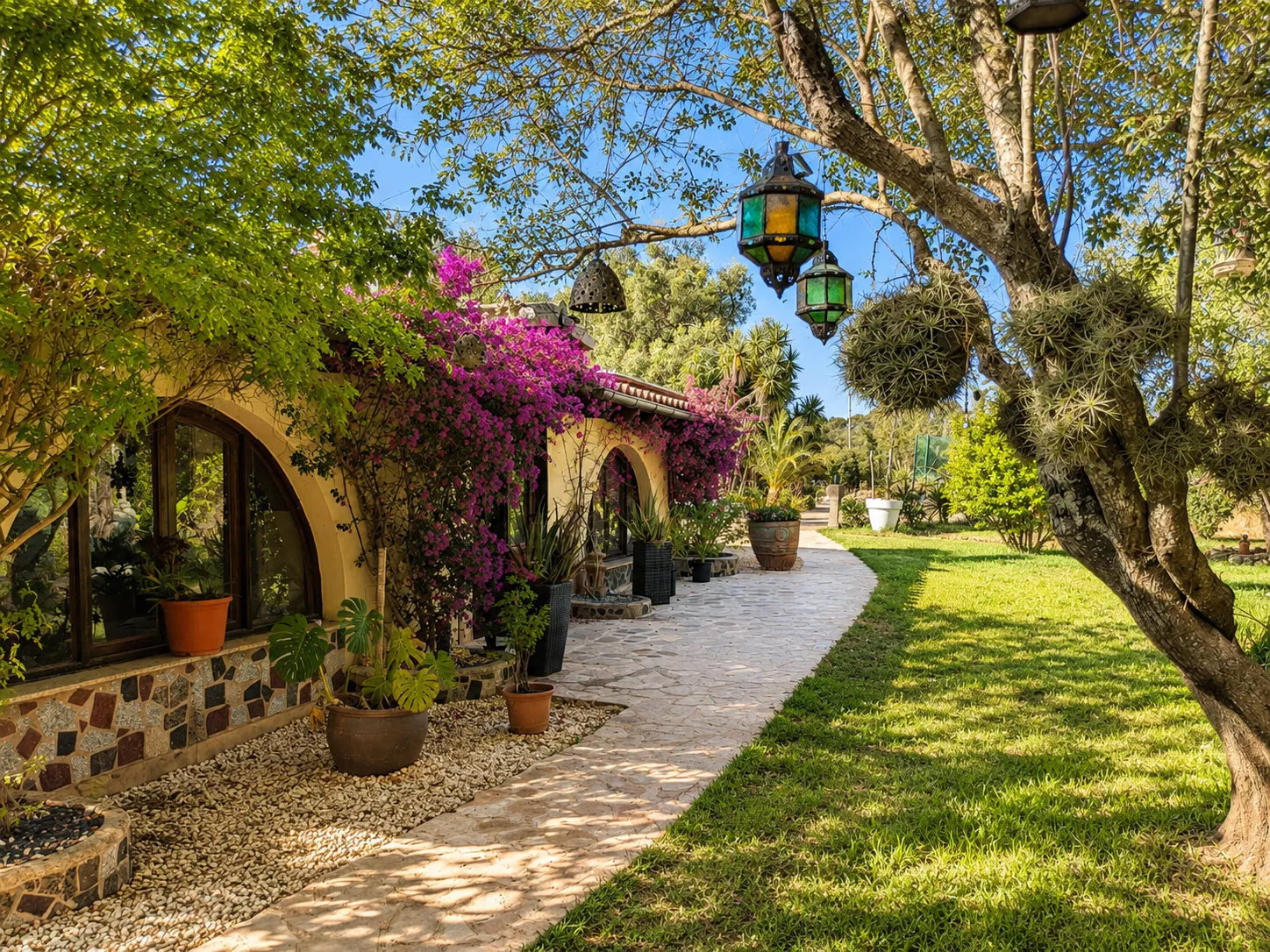 Self-Sufficient Finca Haven with Guest House, Saltwater Pool & Absolute Natural Idyll near Algaida-3