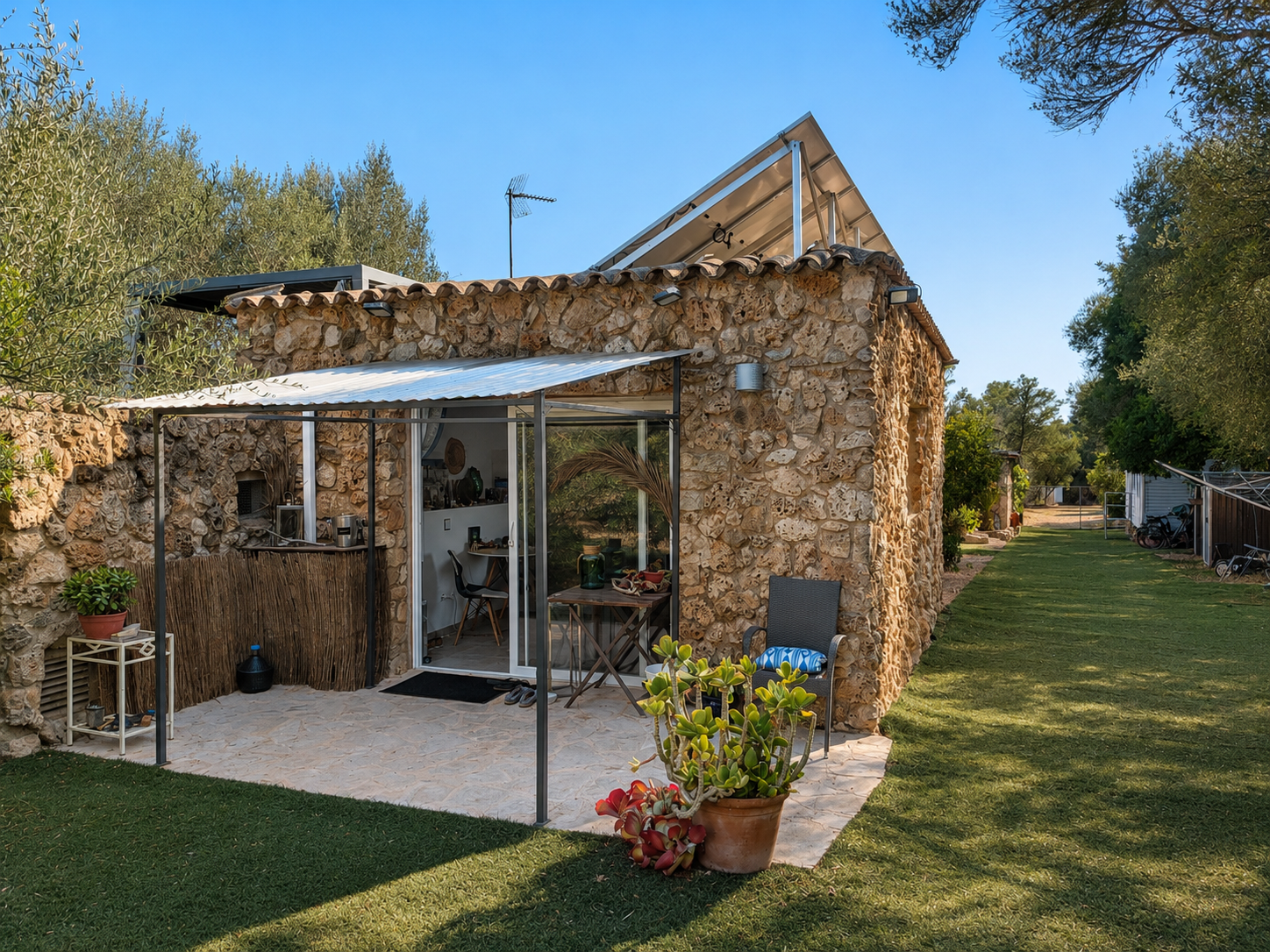 Self-Sufficient Finca Haven with Guest House, Saltwater Pool & Absolute Natural Idyll near Algaida-25