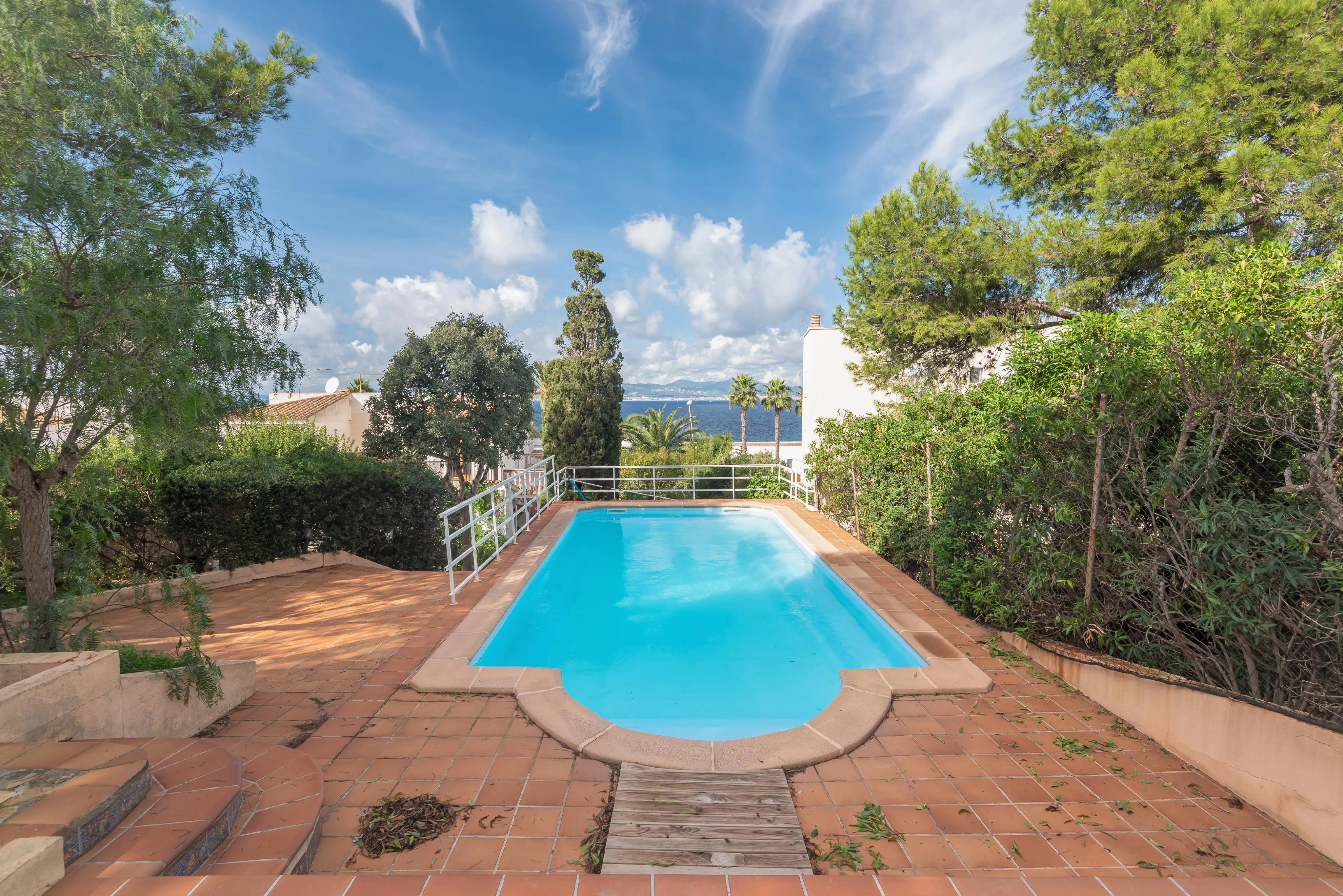 Stunning semi-detached house close to the sea with pool and ETV license-2