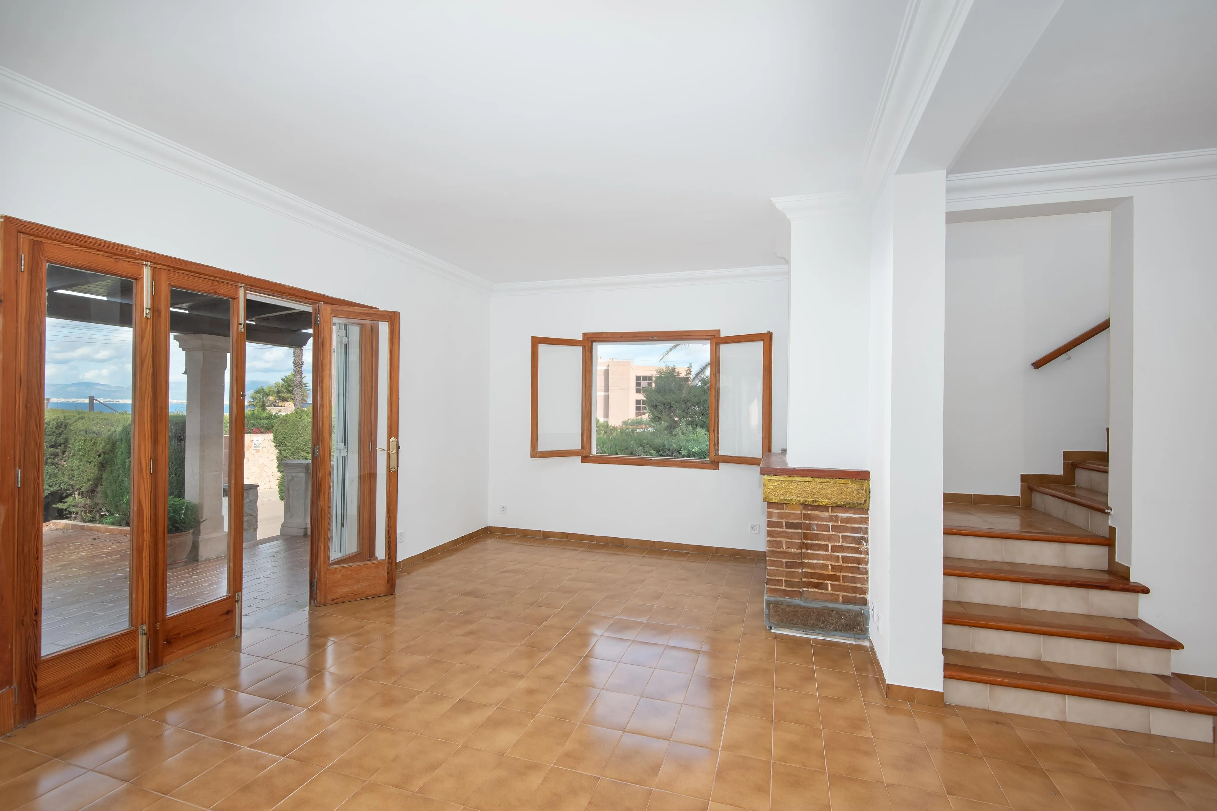 Stunning semi-detached house close to the sea with pool and ETV license-6