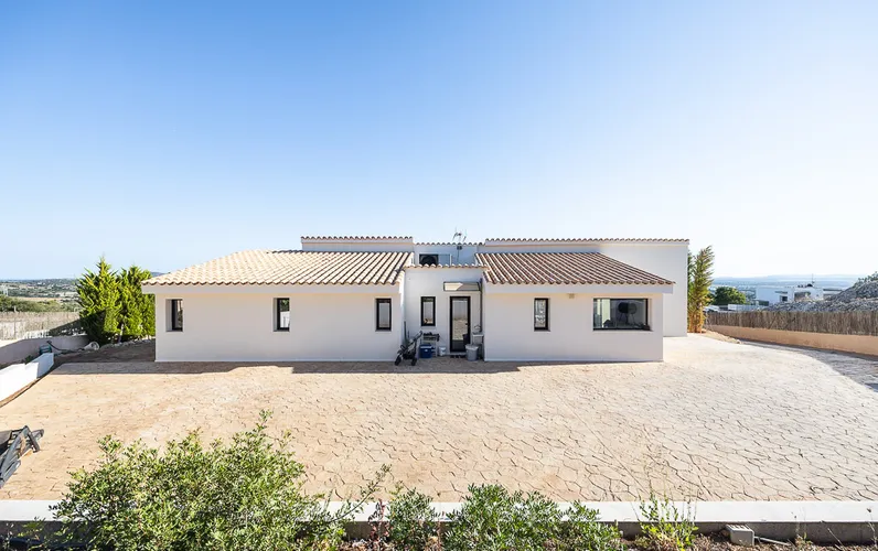 Villa neuve avec vue panoramique à Manacor