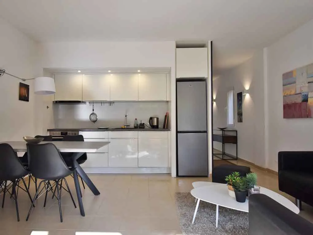 Apartament reformat amb llicència ETV-4