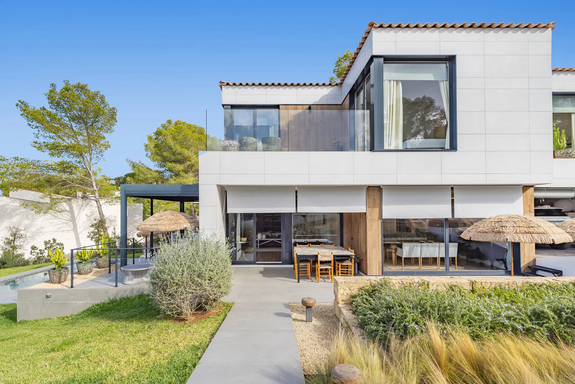 In topconditie, supermodern huis met uitzicht op zee.-5