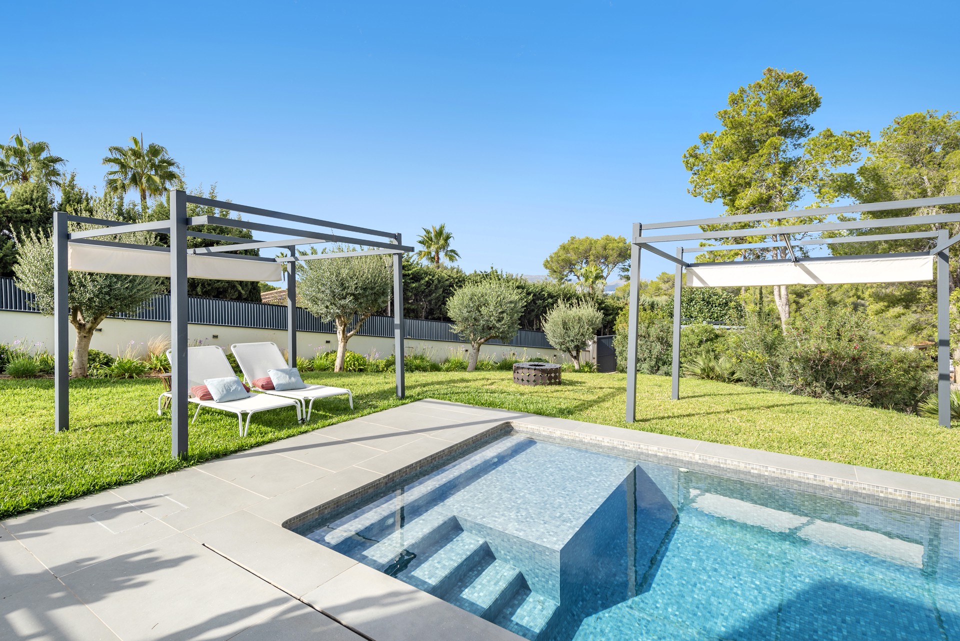 In topconditie, supermodern huis met uitzicht op zee.-20