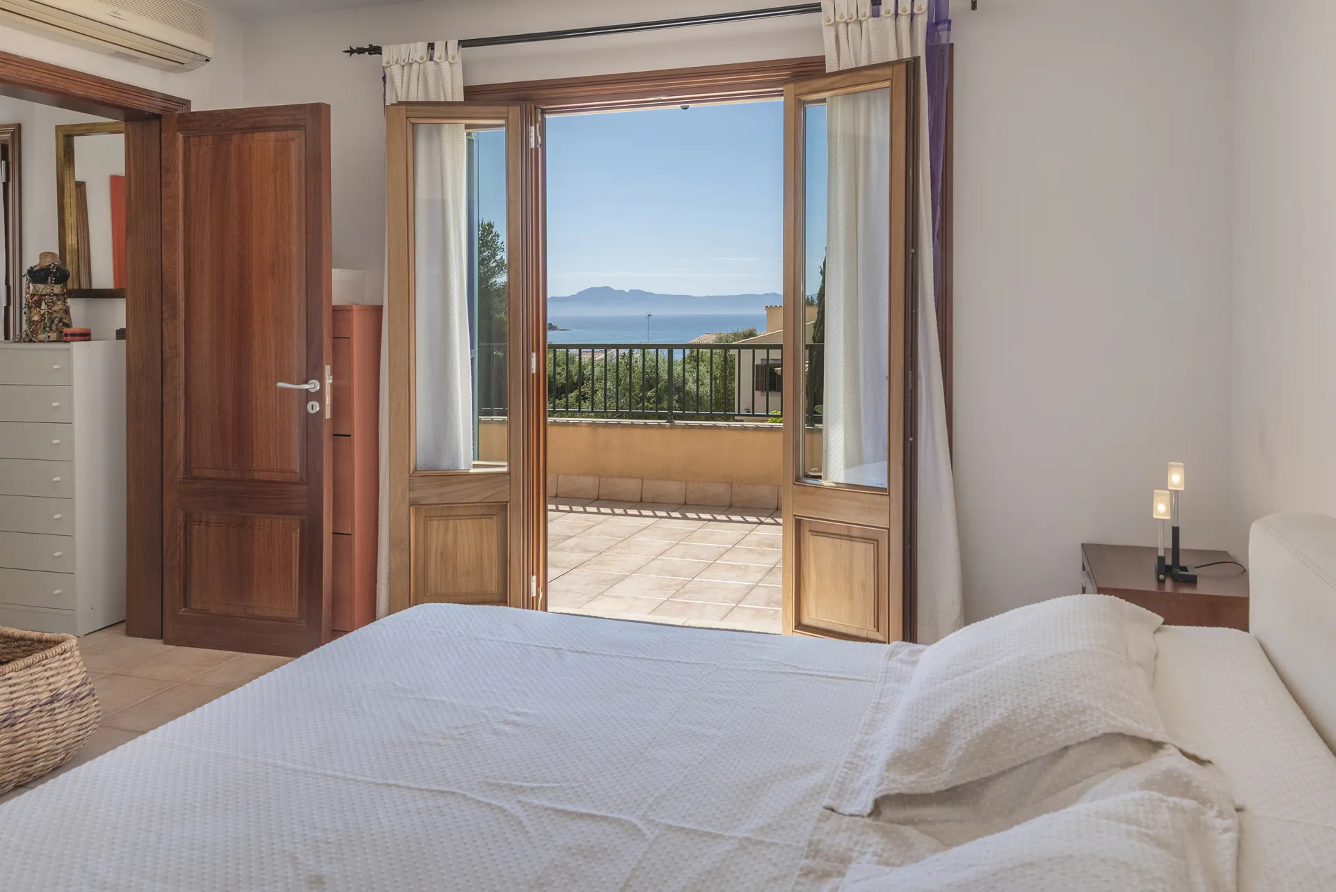 Adosado con vistas al mar, piscina y garaje – cerca del campo de golf y la playa en Alcanada, Mallorca-14