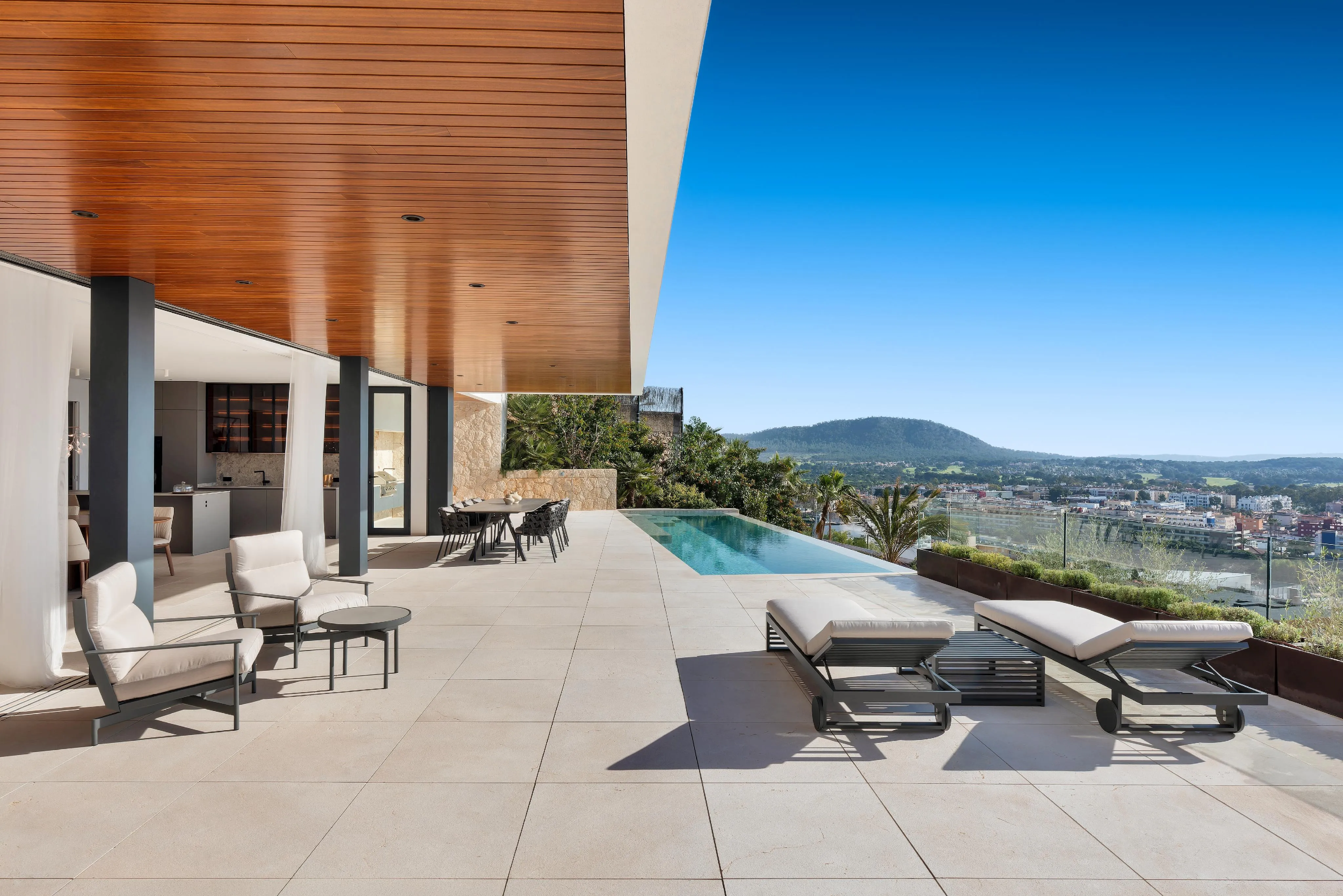 Neubauvilla mit unvergleichlichem Panoramameerblick-2