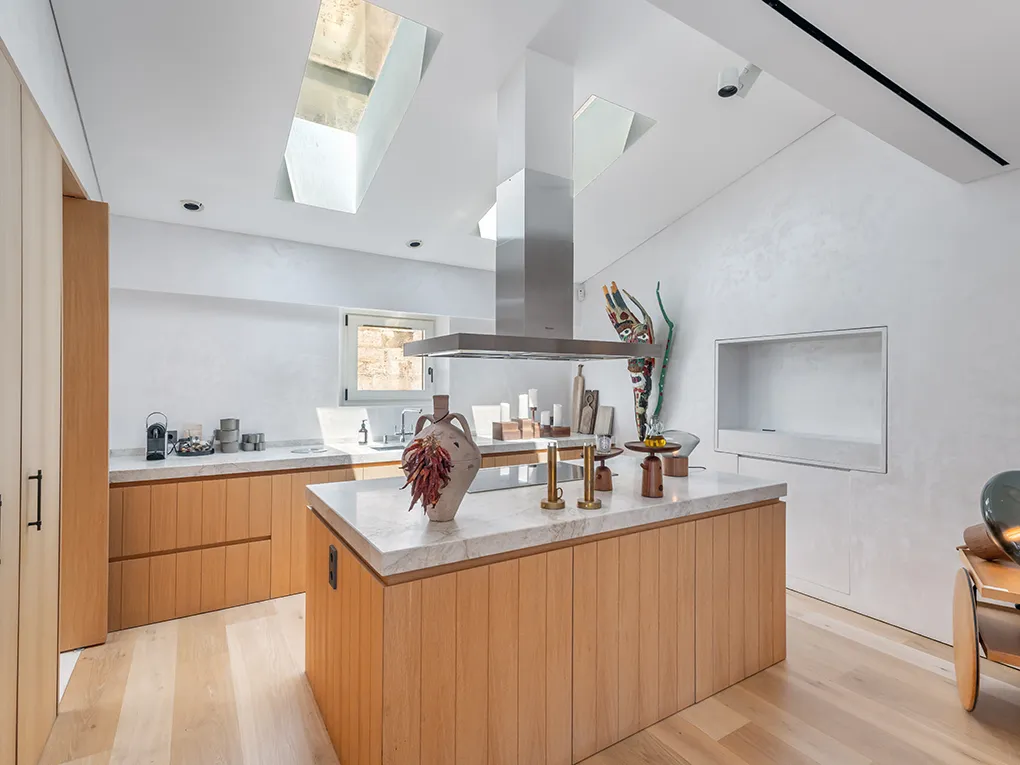 Il palazzo ristrutturato della città vecchia ha una classe a sé stante-10