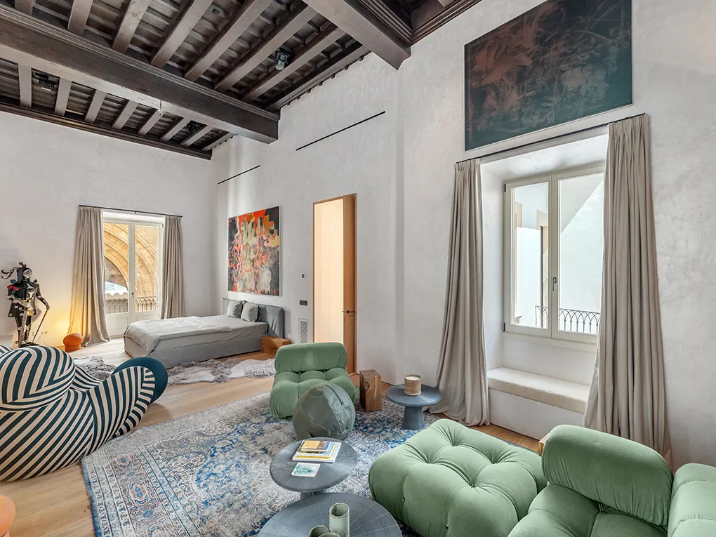 Il palazzo ristrutturato della città vecchia ha una classe a sé stante-11