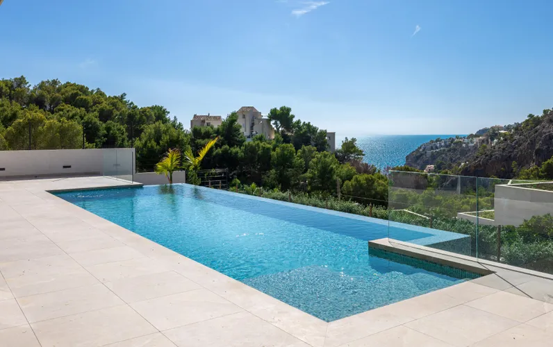 Moderna villa de nueva construcción cerca del puerto de Port Andratx