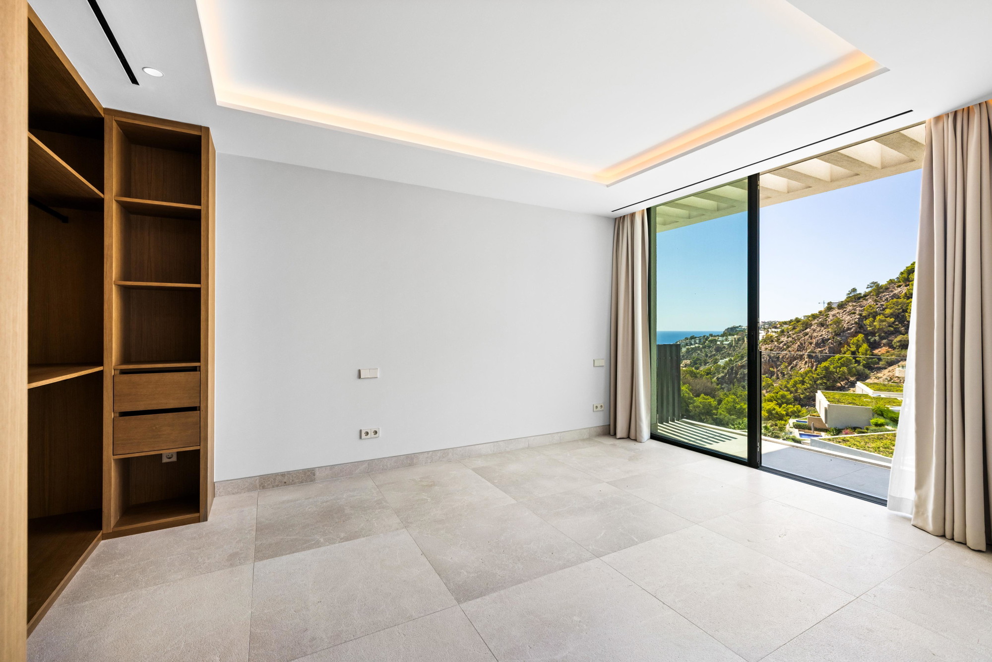 Moderna villa di nuova costruzione vicino al porto di Port Andratx-14
