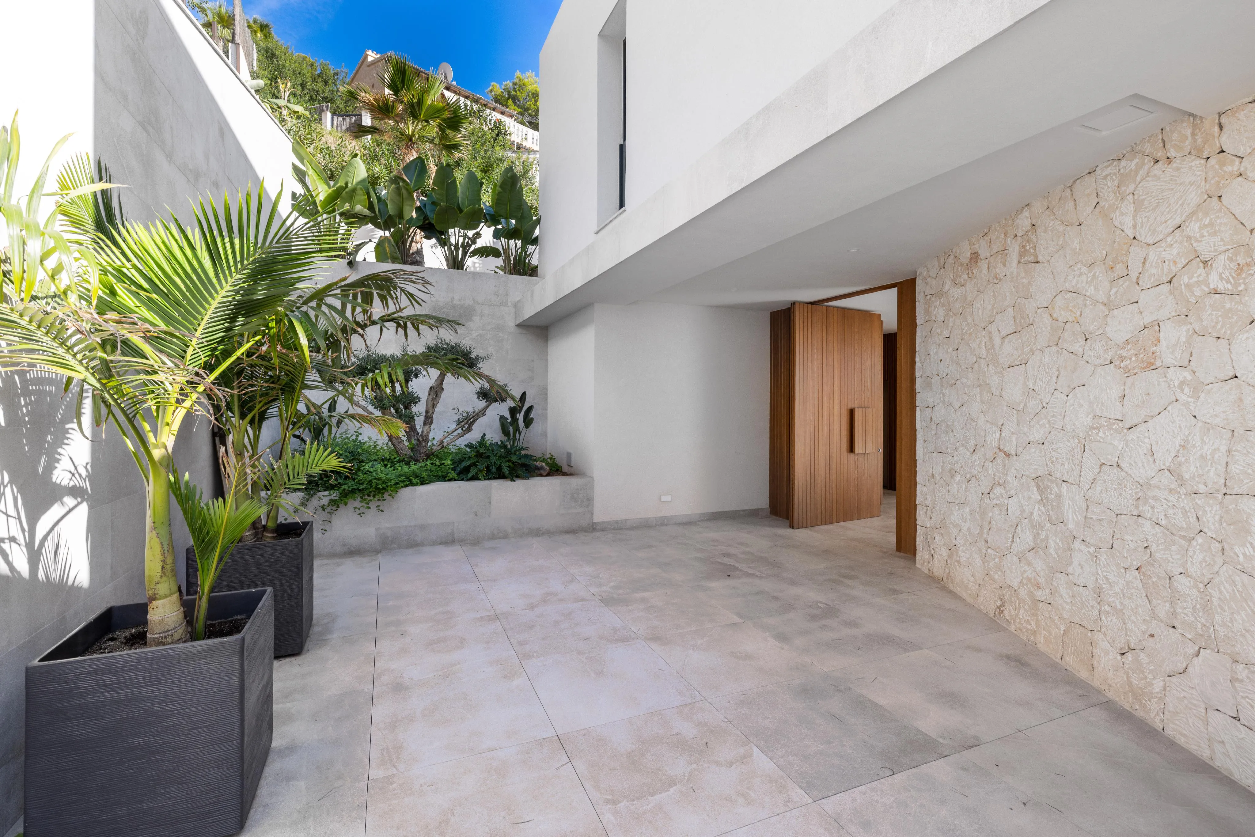 Modern new build villa near the harbour of Port Andratx-26