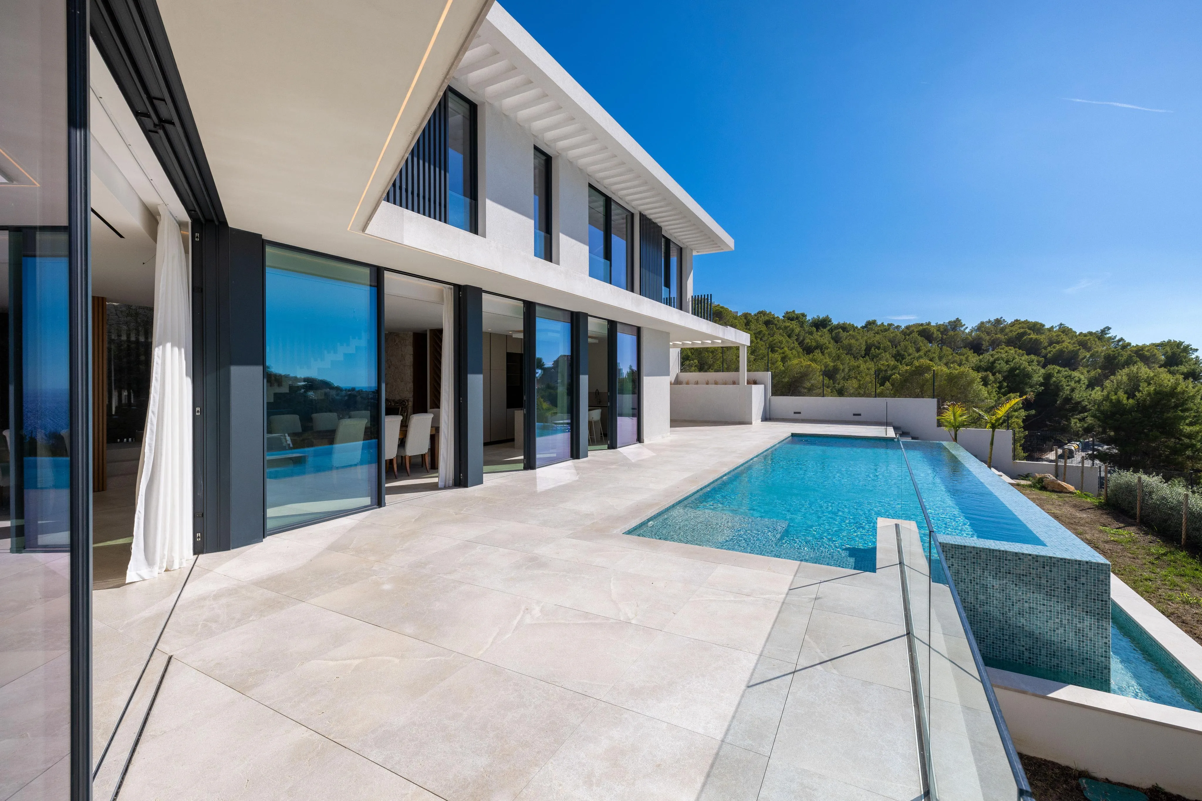 Villa moderne de nouvelle construction près du port de Port Andratx-23