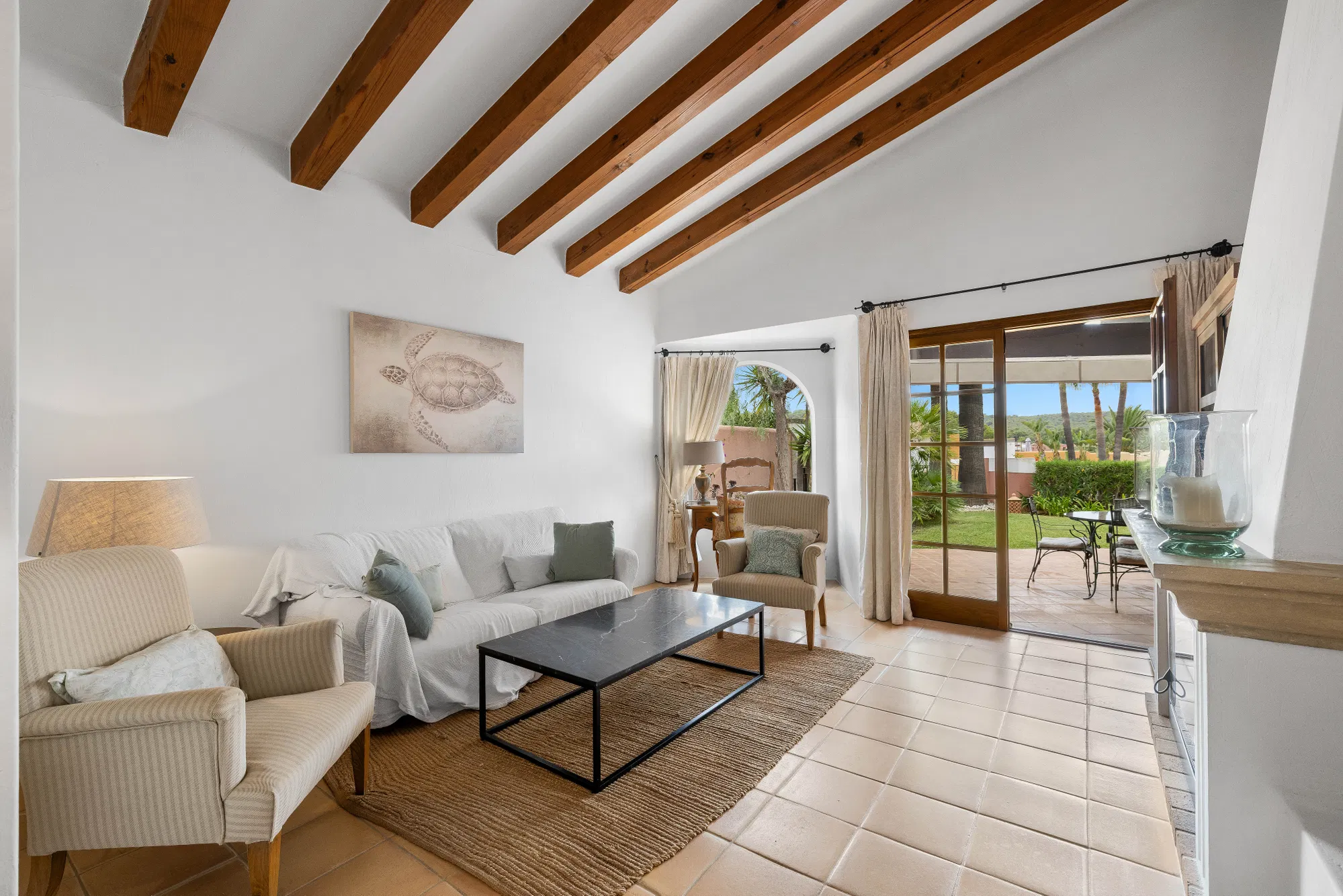 Beautiful finca in community-4