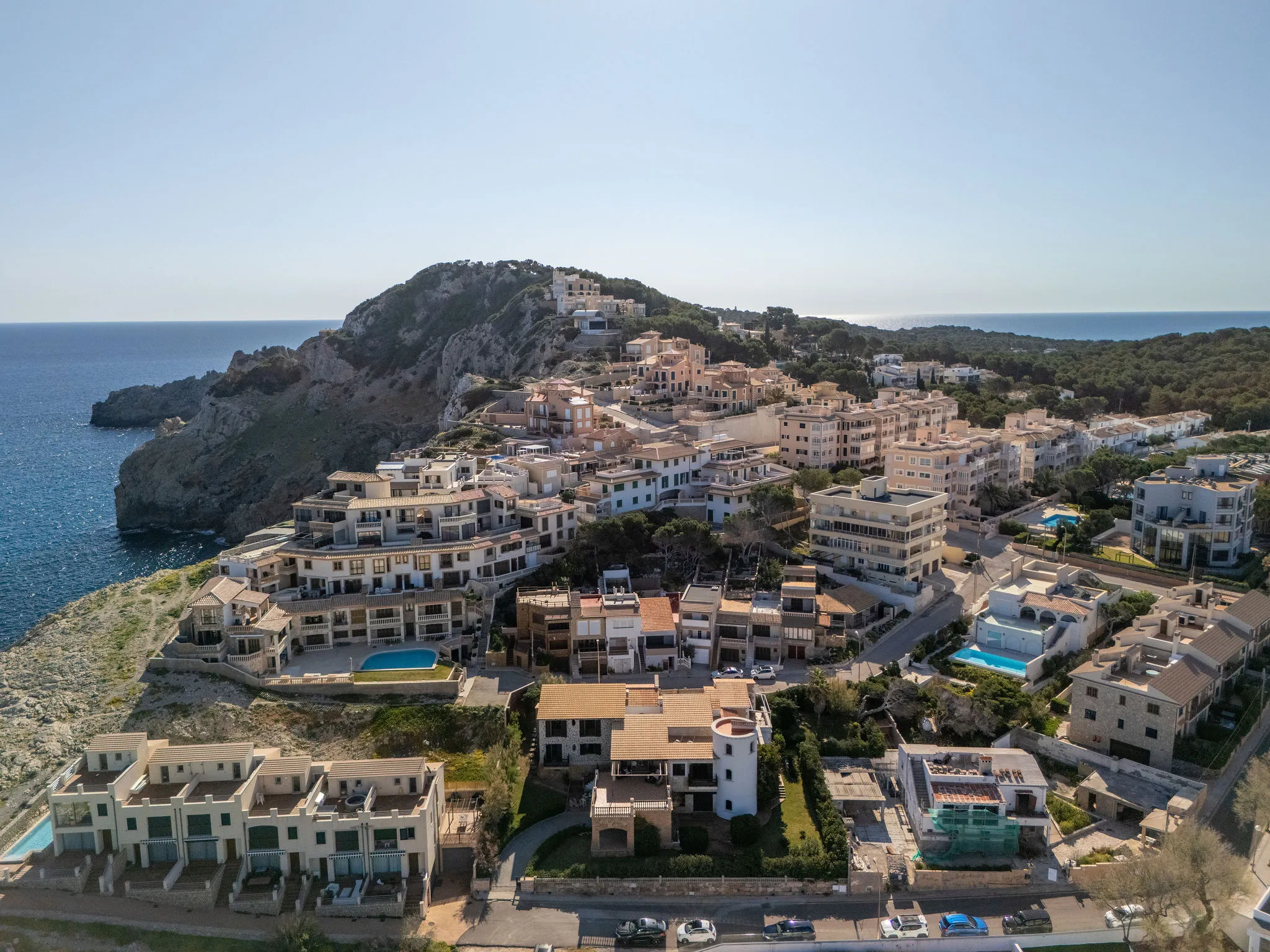 Amplia villa junto al mar con vistas maravillosas a Cala Agulla-3