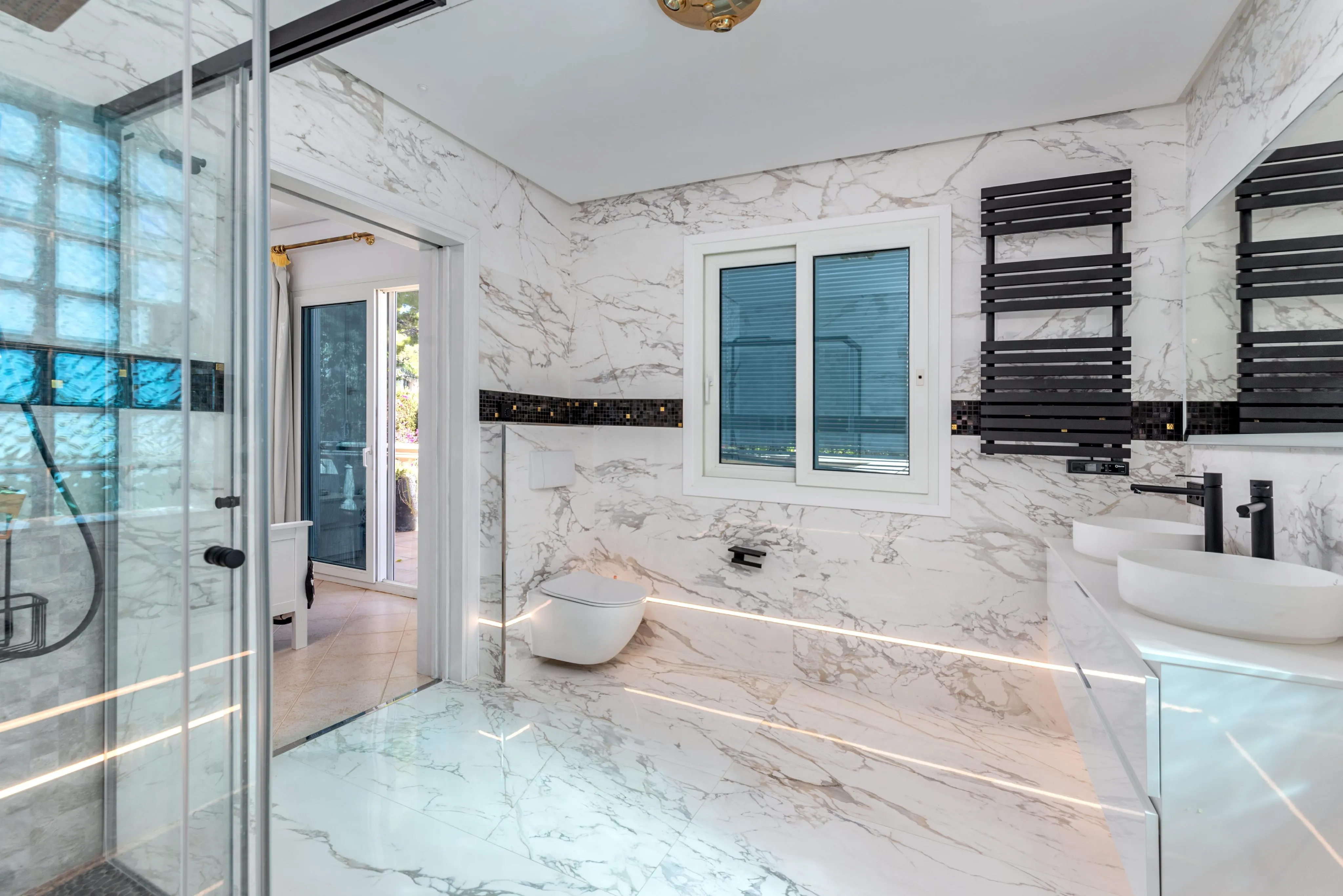 Magnífica villa mediterránea con vistas al mar impresionantes-14