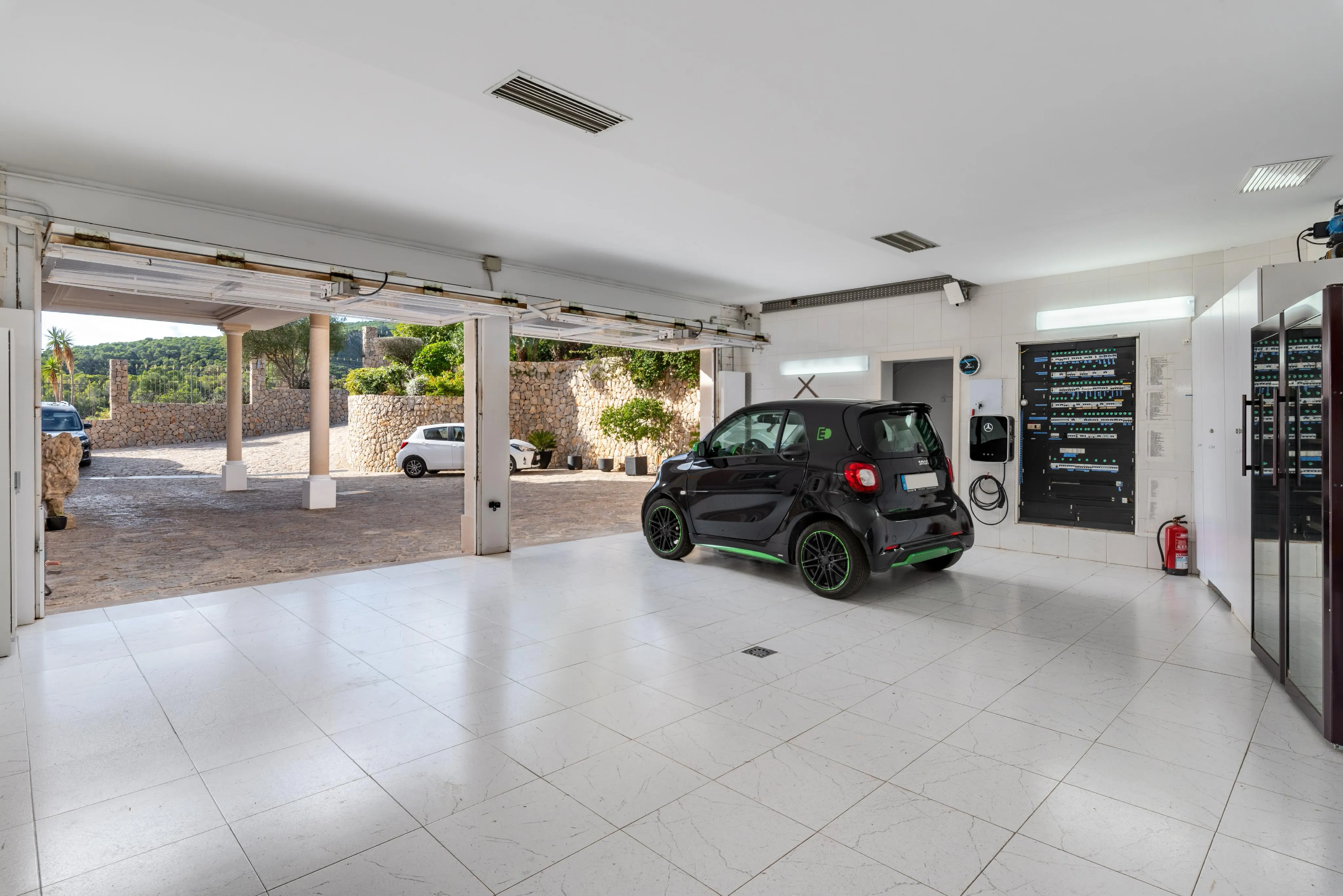 Magnífica villa mediterránea con vistas al mar impresionantes-27