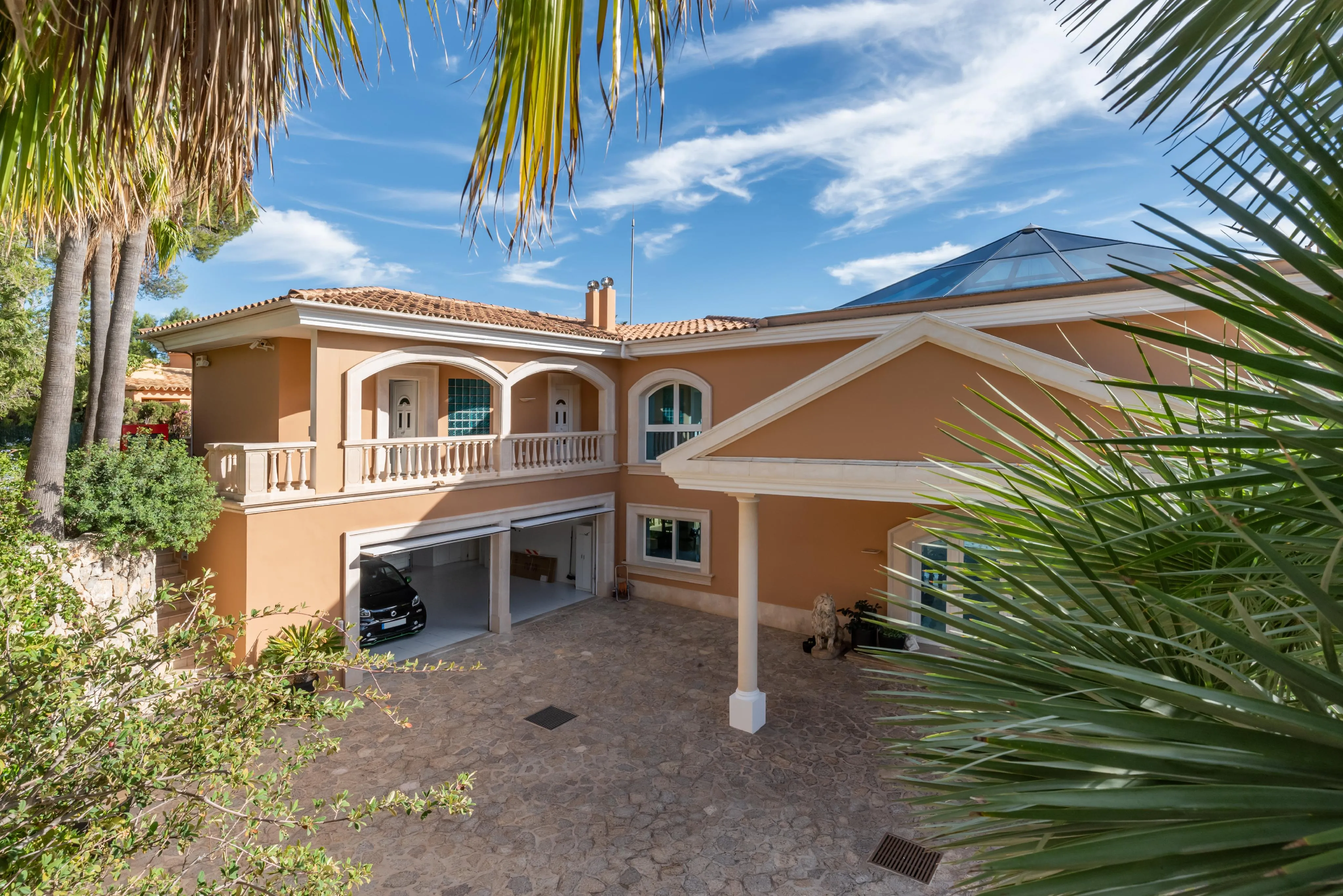 Magnífica villa mediterránea con vistas al mar impresionantes-24