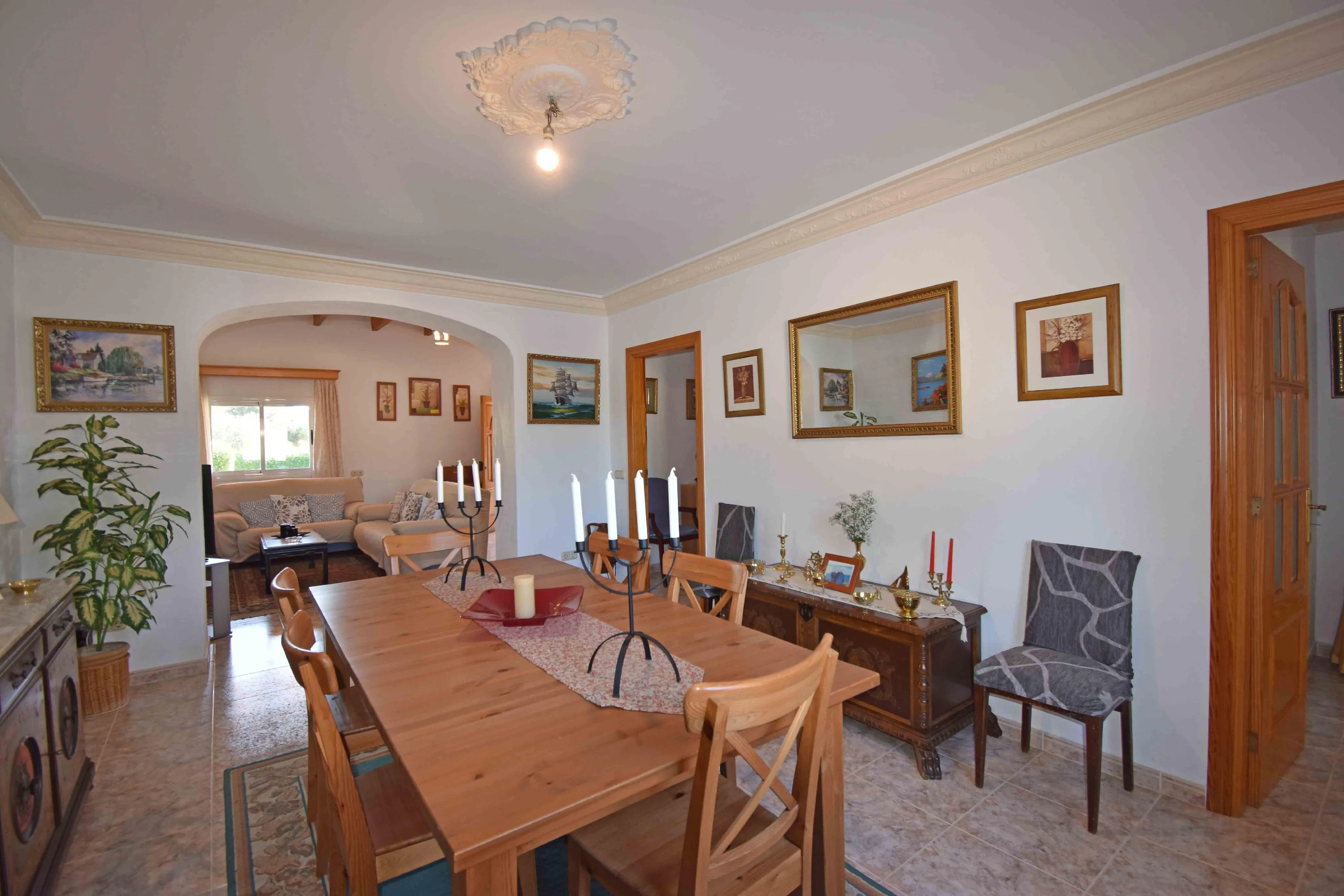 Rustik finca med pool og udsigt i Llucmajor-6