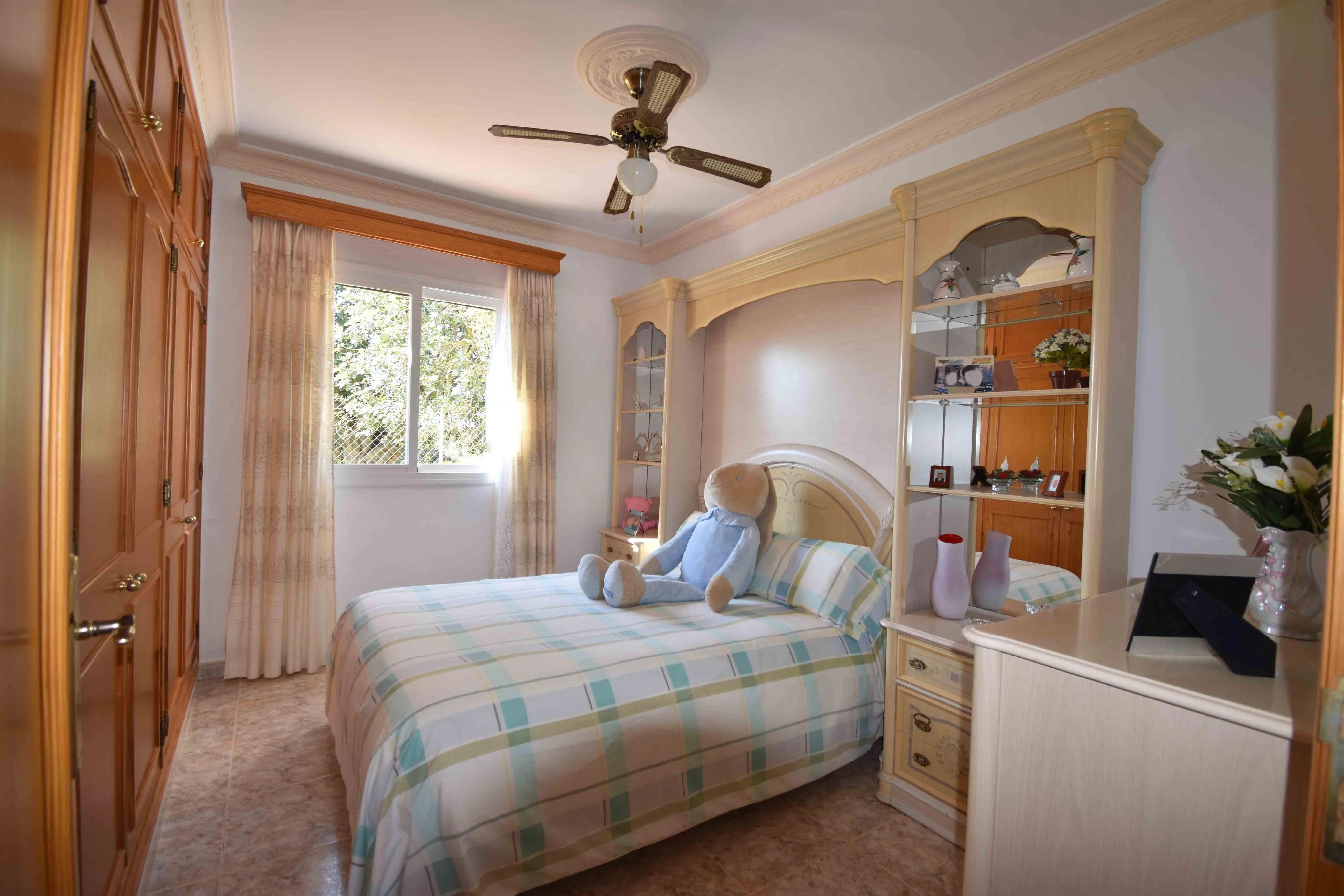 Rustik finca med pool og udsigt i Llucmajor-10