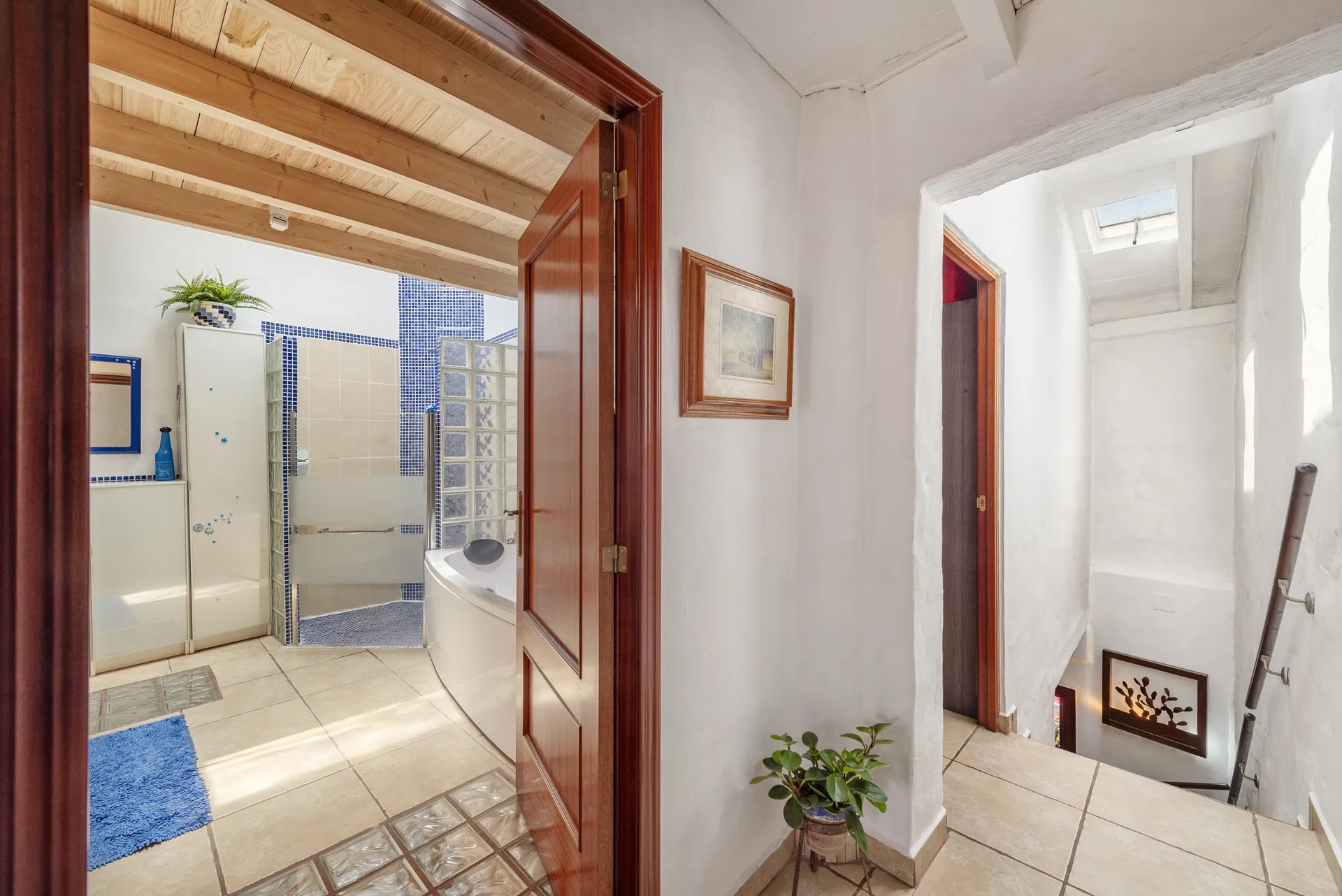 Charming townhouse with outside space, Muro-12