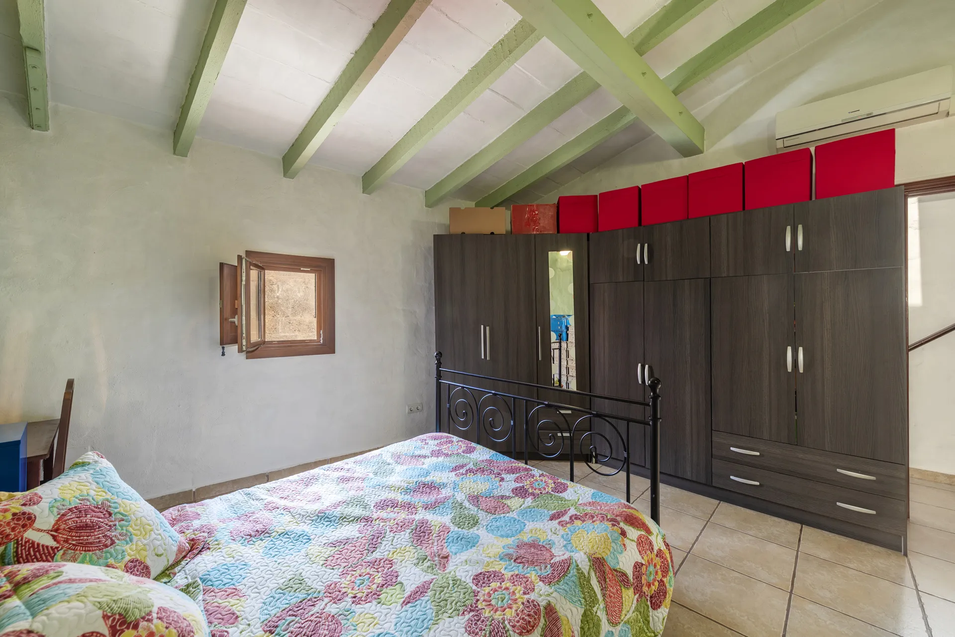 Charming townhouse with outside space, Muro-16