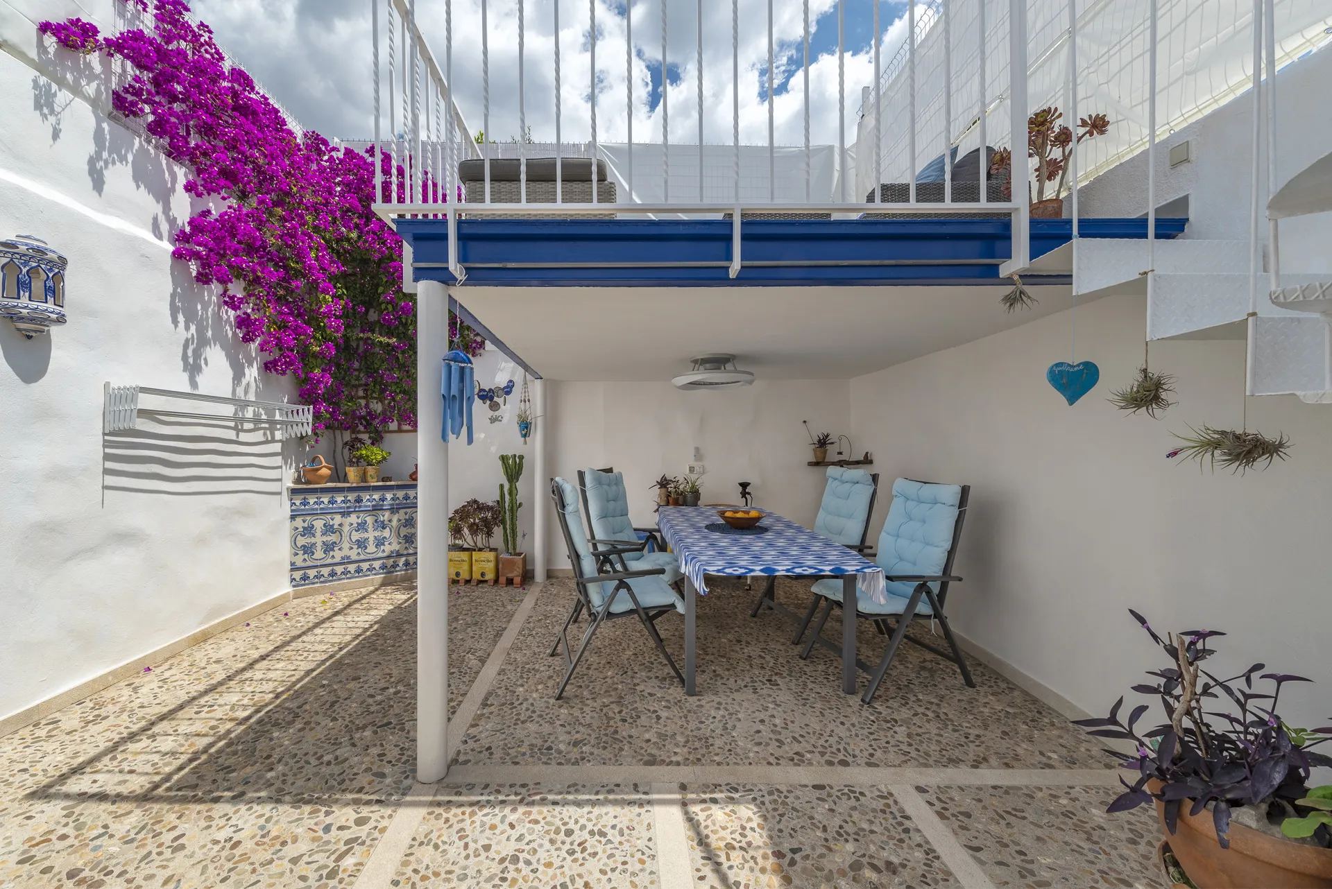 Casa de pueblo con encanto y espacio exterior en el corazón de Muro-21