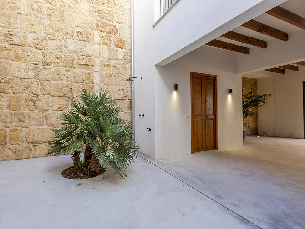 Renovated townhouse in the port of Andratx-13