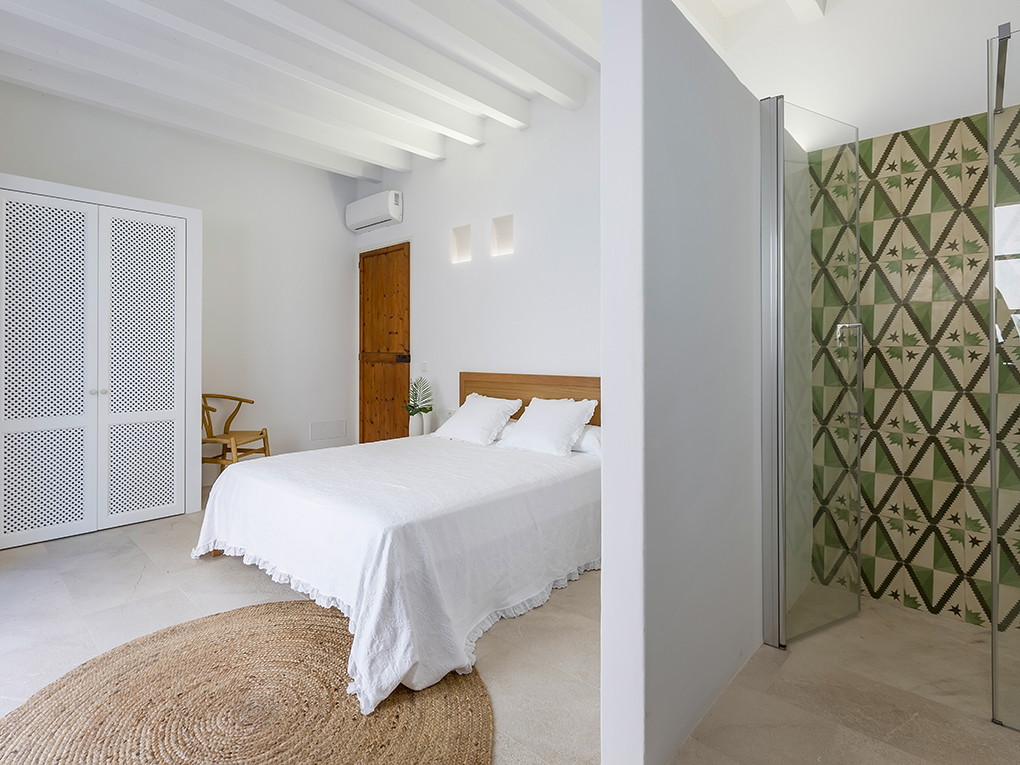 Renovated townhouse in the port of Andratx-8