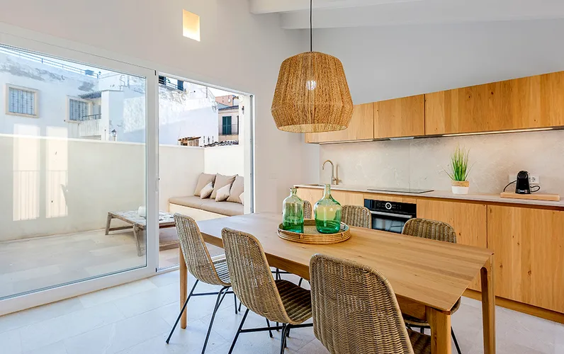 Renovated townhouse in the port of Andratx