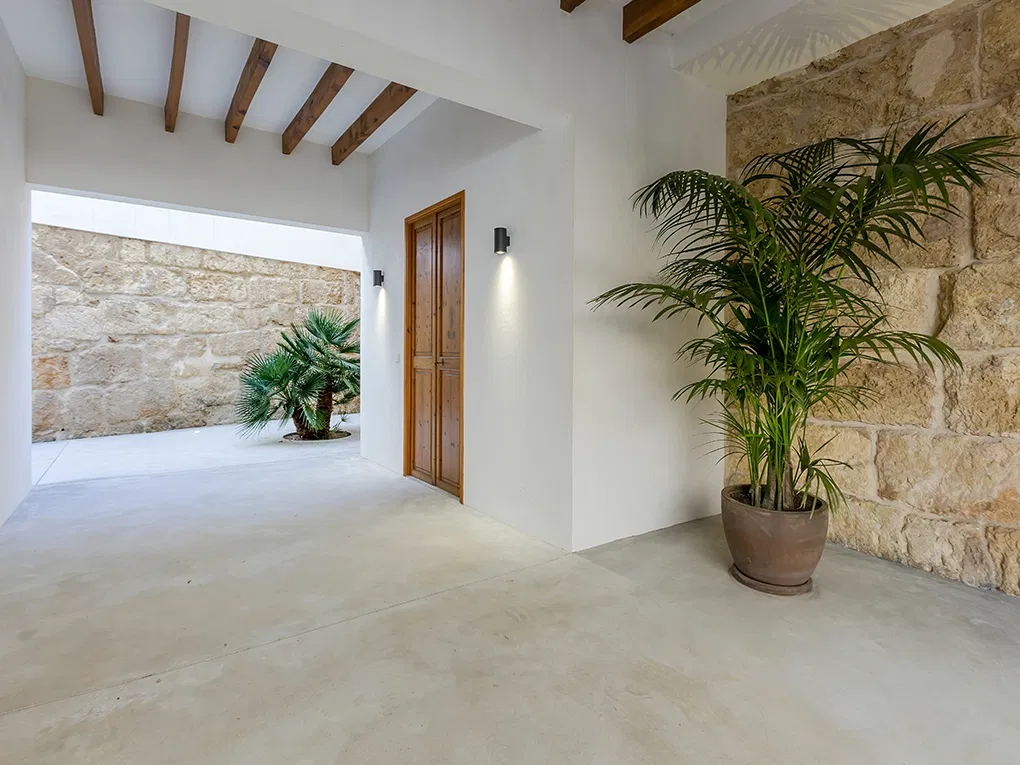 Renovated townhouse in the port of Andratx-11