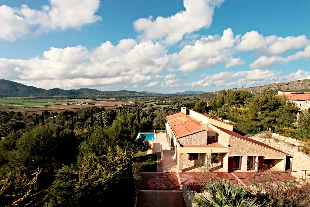 Fantástica villa con orientación al sur-1