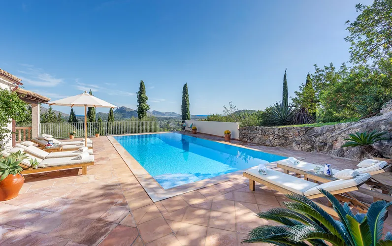 “EL DORA” Holiday Rentals in Pollensa