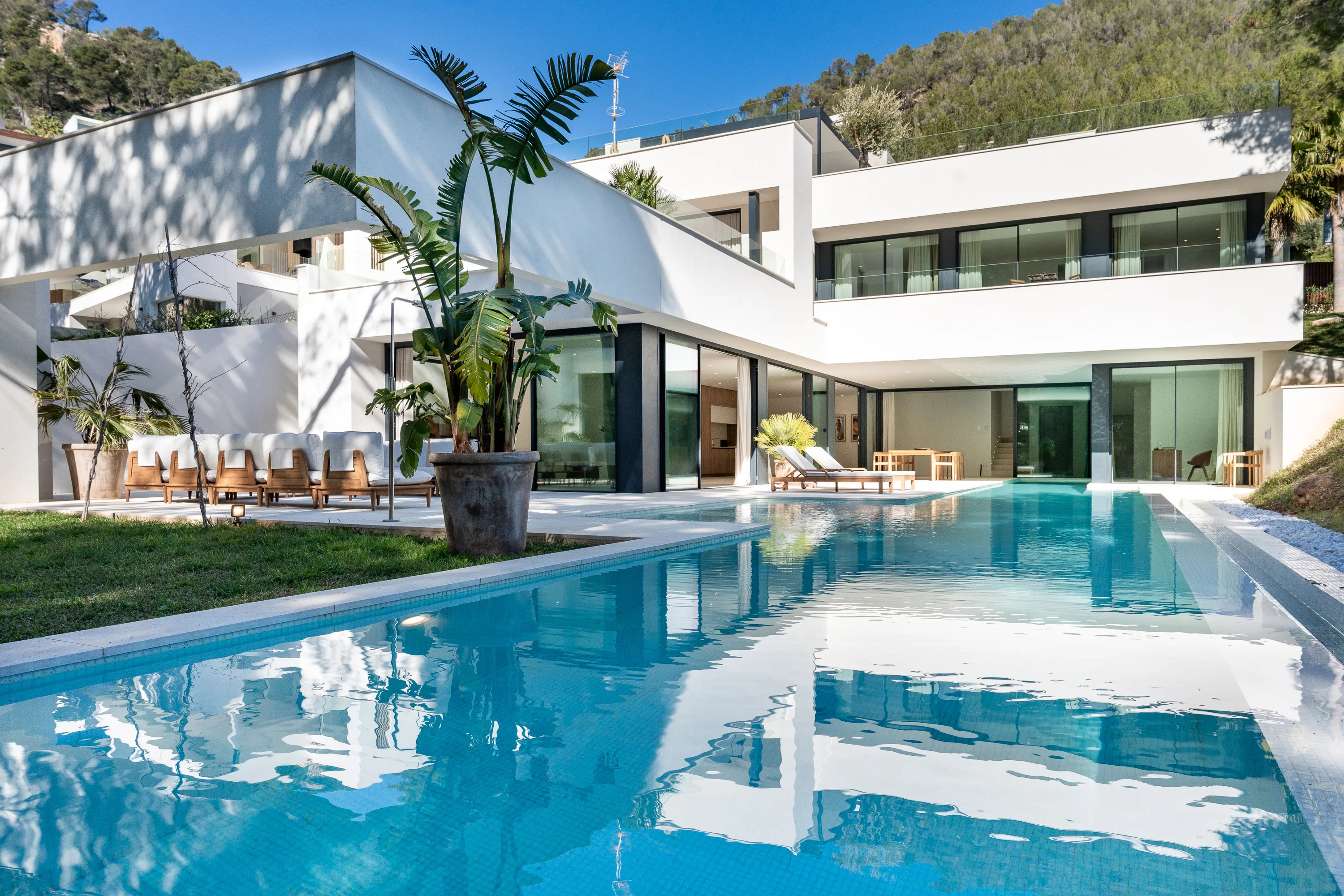 Nouvelle villa moderne à Son Vida-1