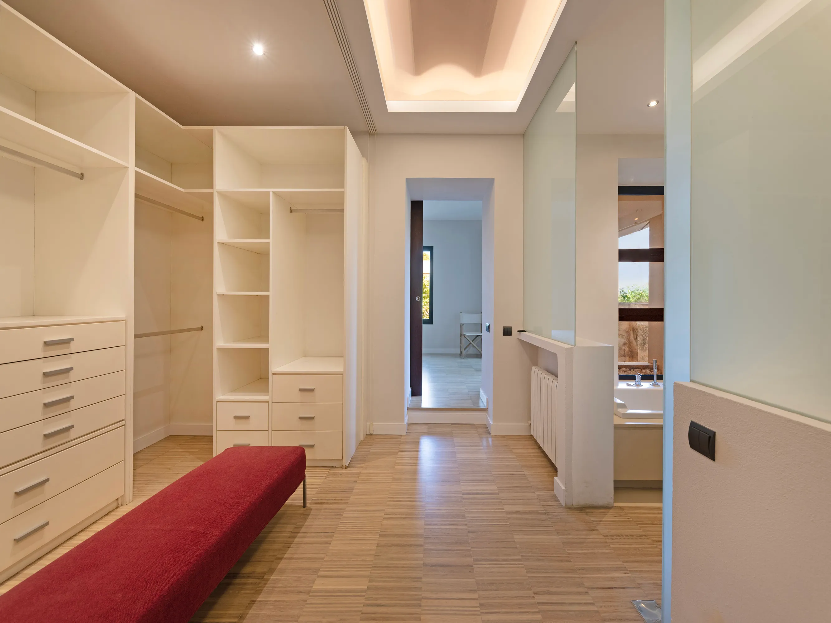 Stylish Garden Apartment with Pool in Establiments-9