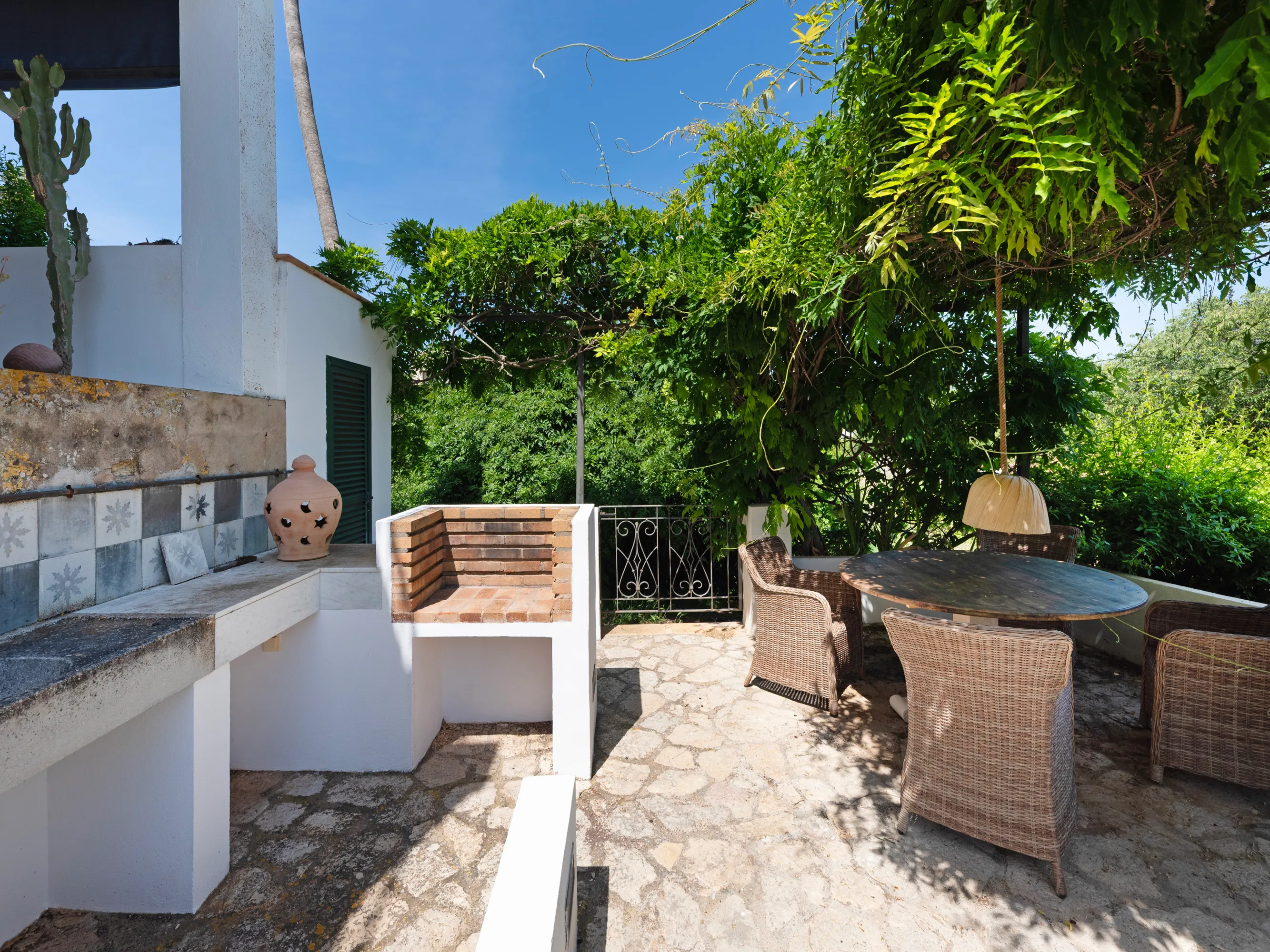 Стильная квартира с садом и бассейном в Эстаблиментсе-16