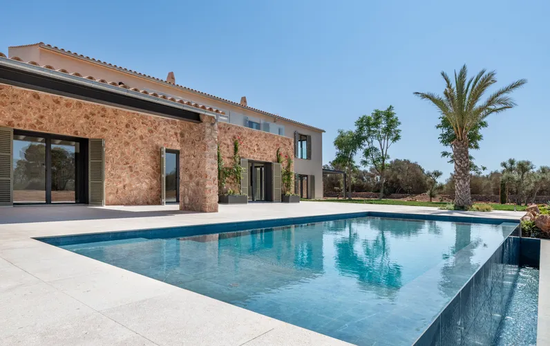 Oszałamiający nowy dom wiejski w Llucmajor