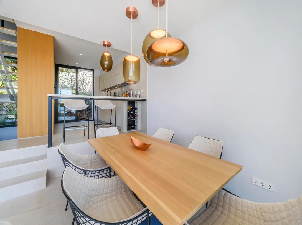 Schitterende villa met prachtig uitzicht op zee-17