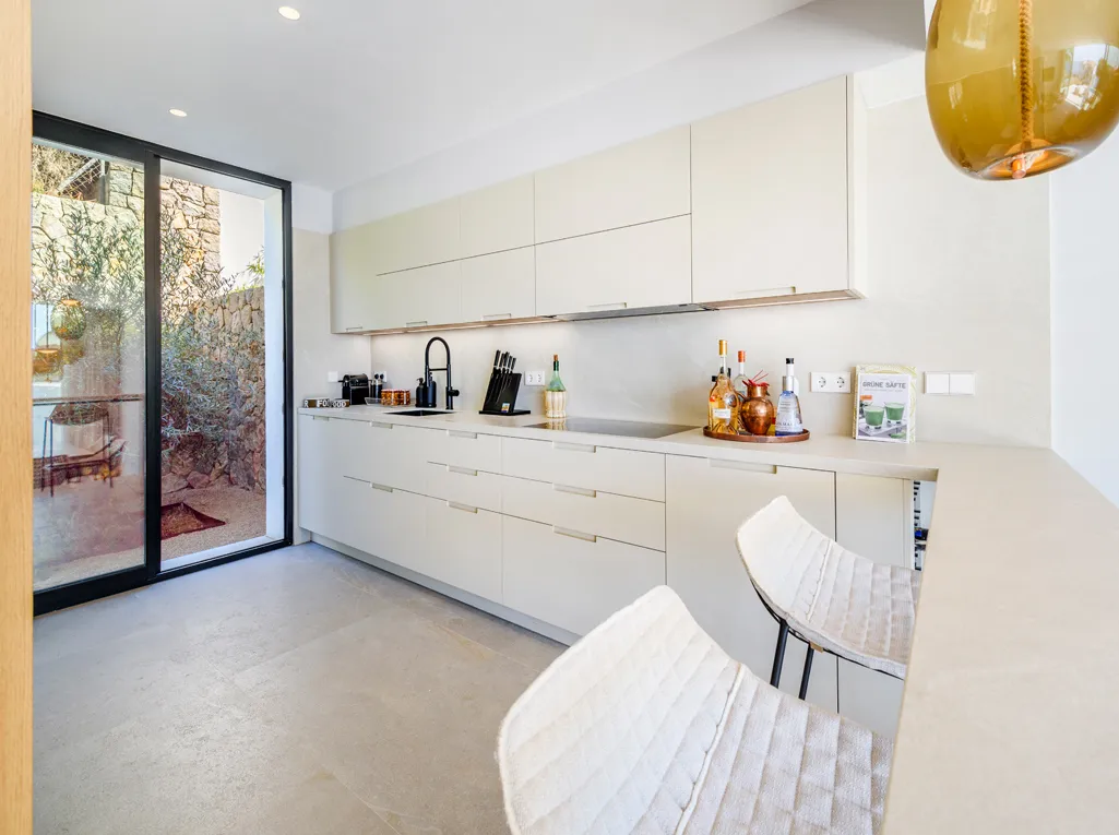 Strålende villa med storslået havudsigt-7