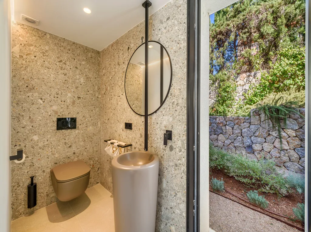 Strålende villa med storslået havudsigt-14