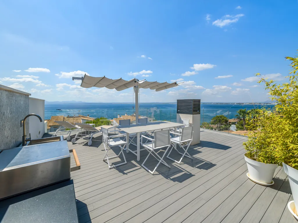 Schitterende villa met prachtig uitzicht op zee-11