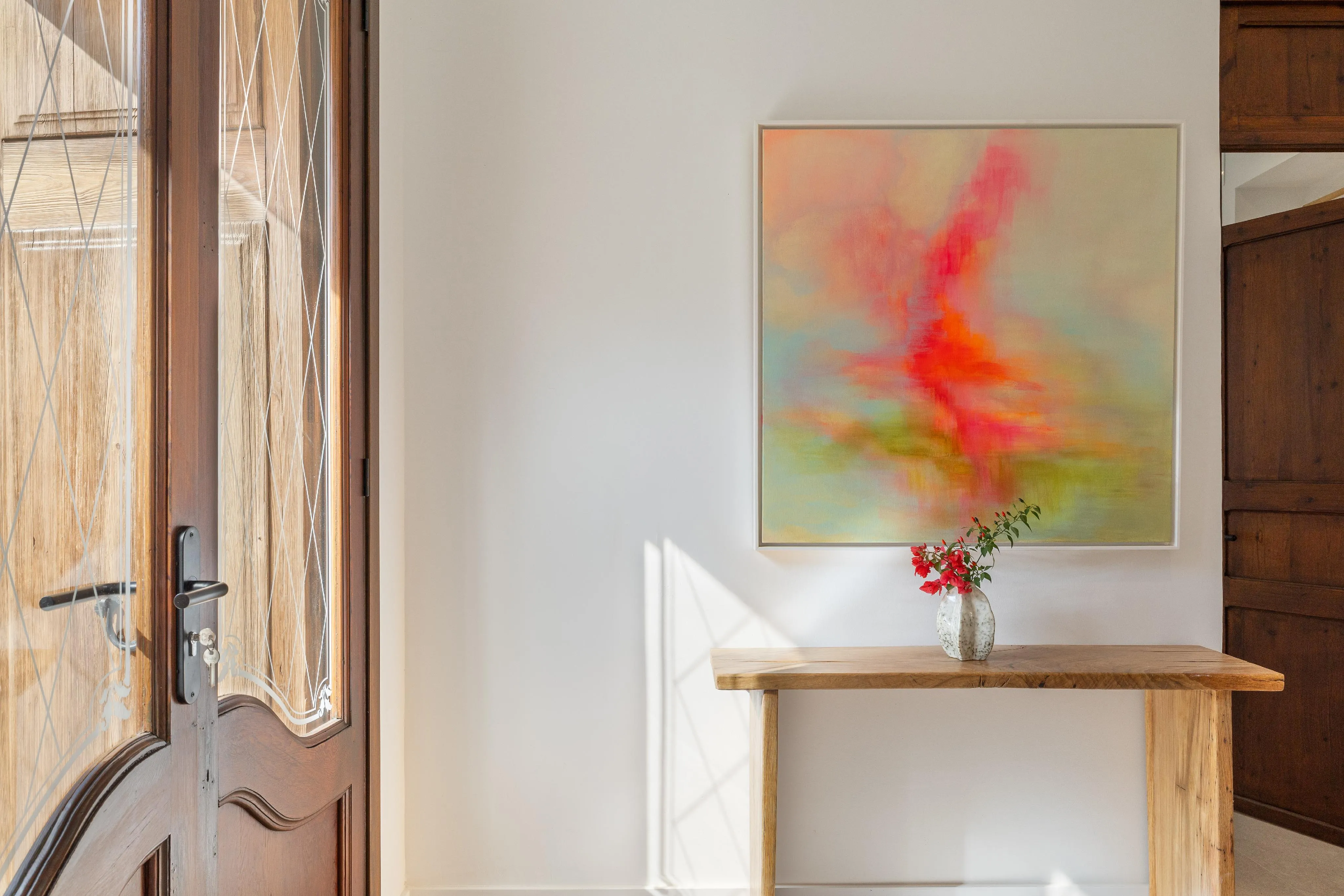 Großzügiges Stadthaus mit Pool und Panorama-Bergblick-3