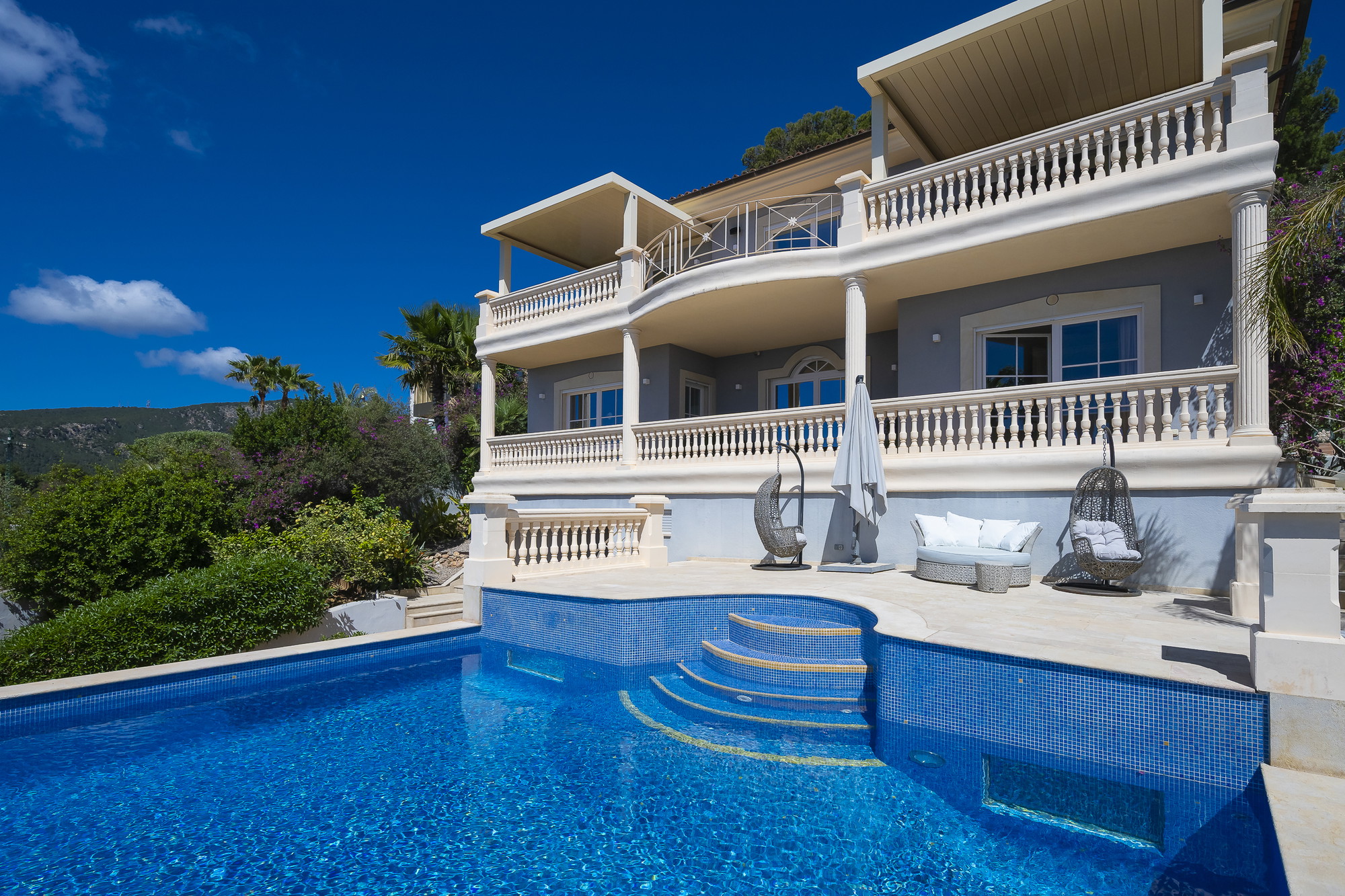 Mediterrane Villa mit spektakulärem Meerblick-2