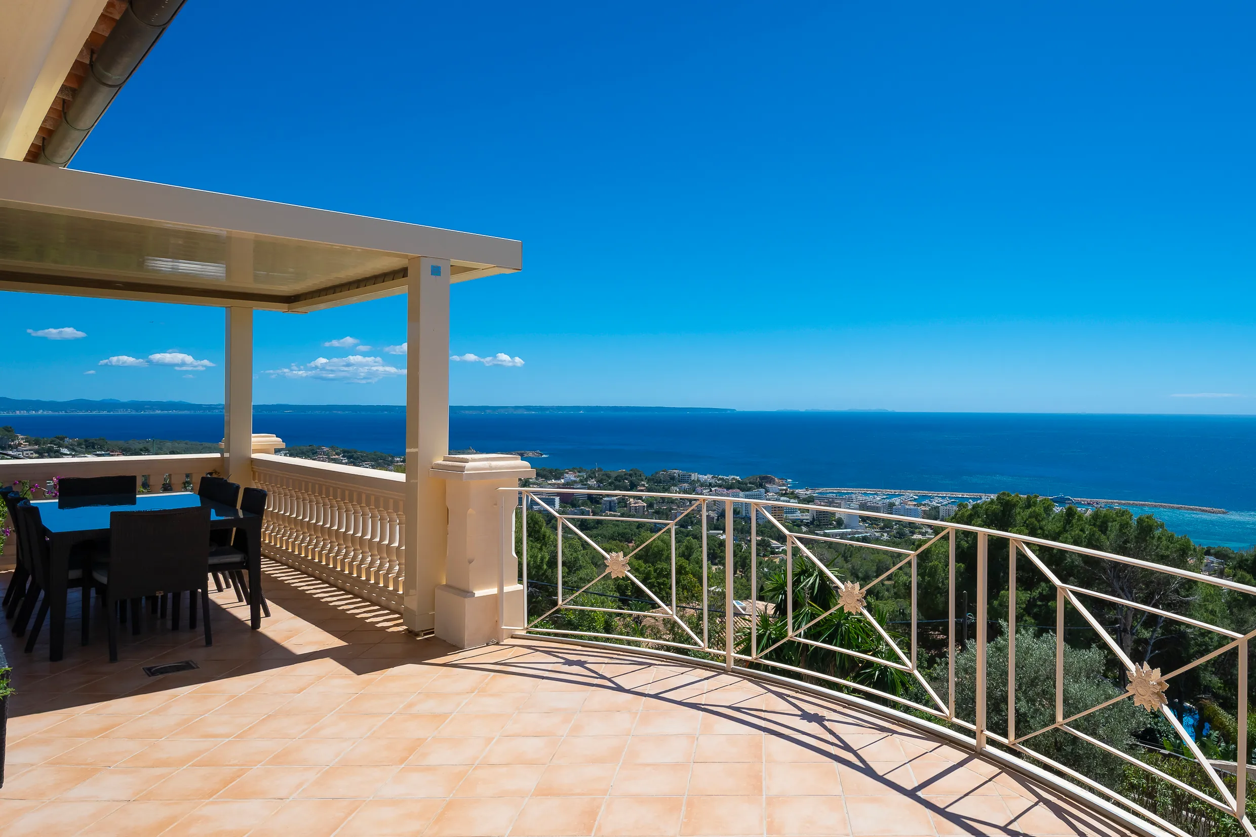 Middelhavsvilla med spektakulær havudsigt-28