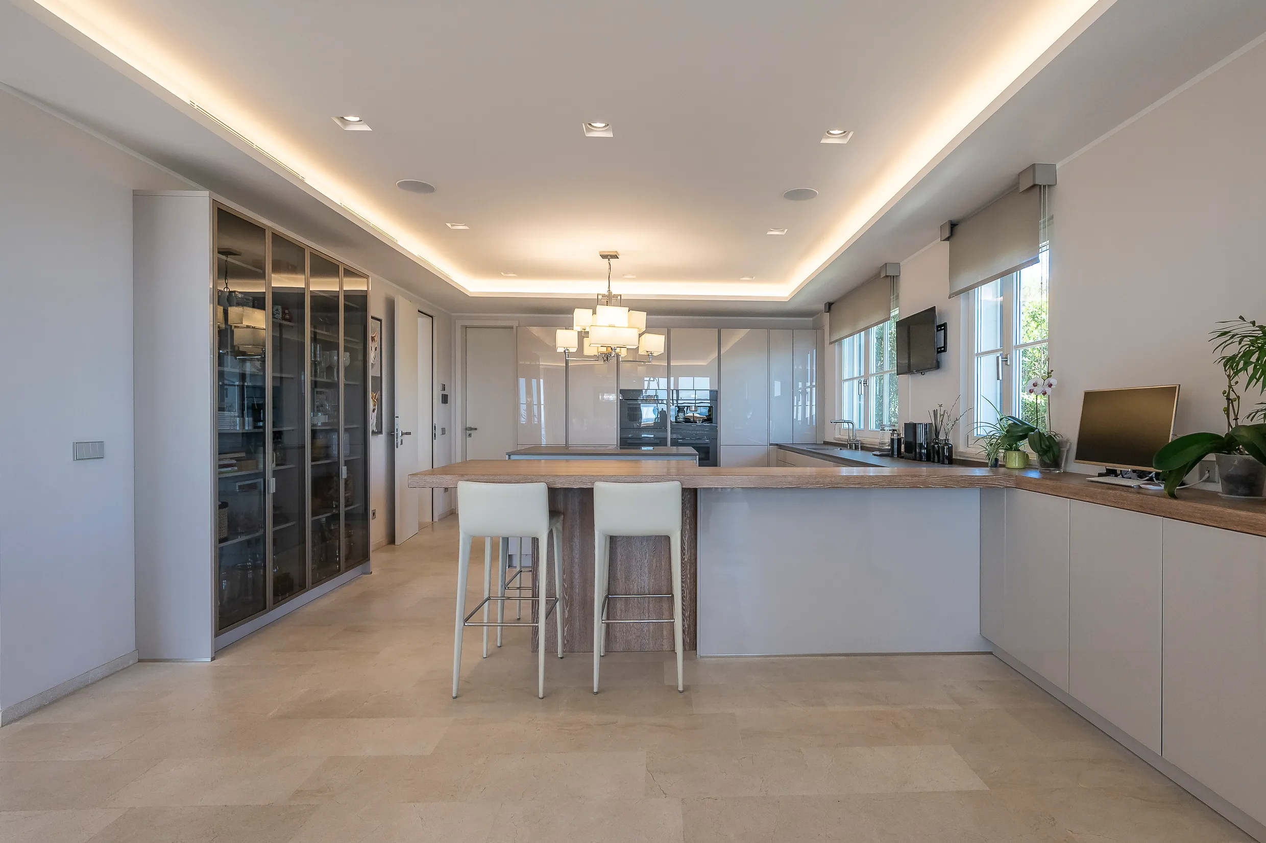 Middelhavsvilla med spektakulær havudsigt-9