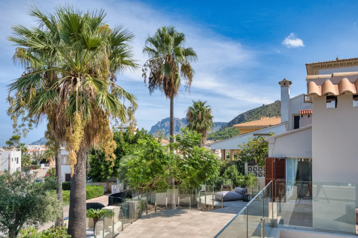 Casa unifamiliar modernizada con licencia válida para alquiler vacacional-14